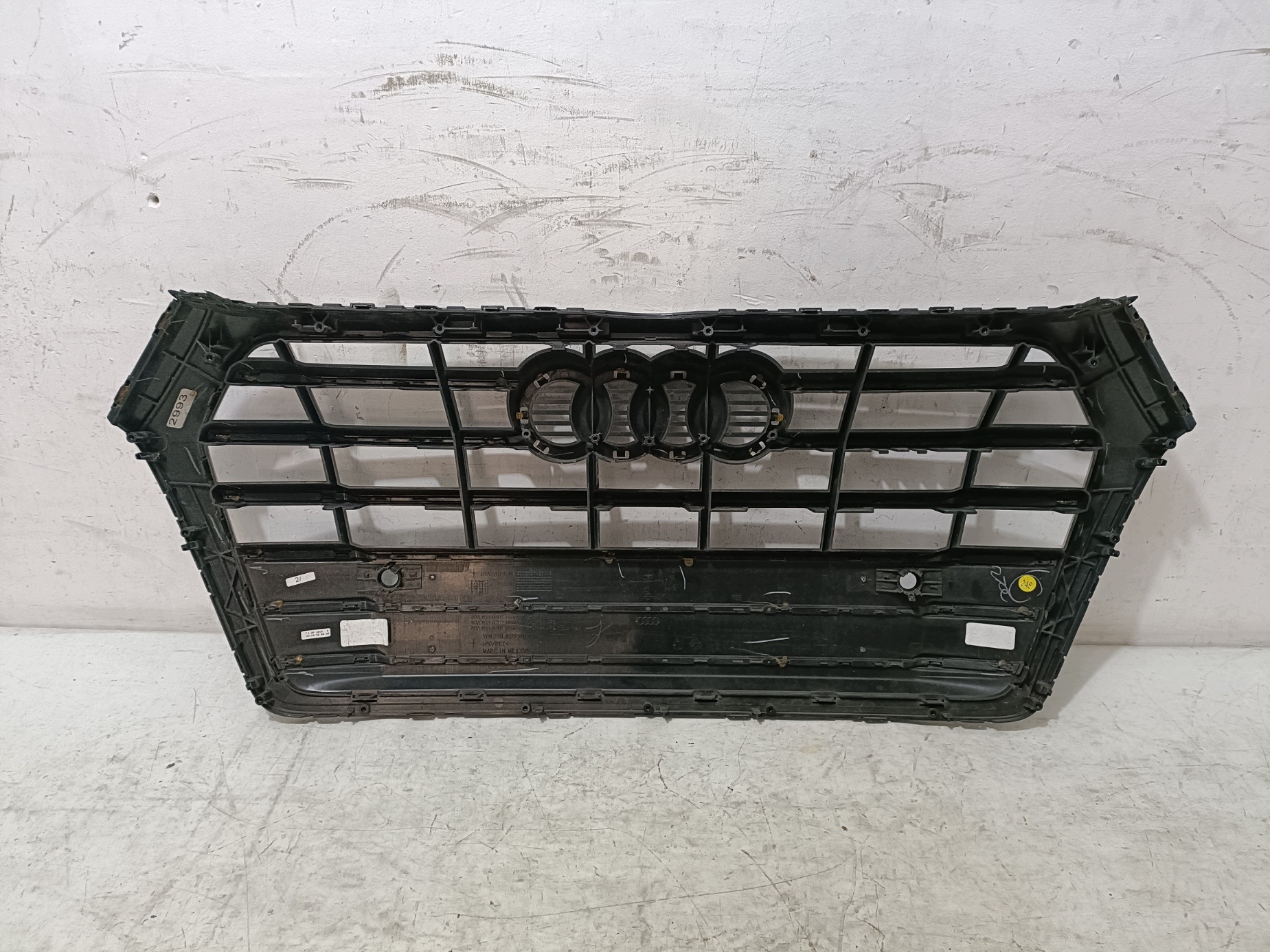 AUDI Q5 II grill grille radiator central front PDC 80A853651