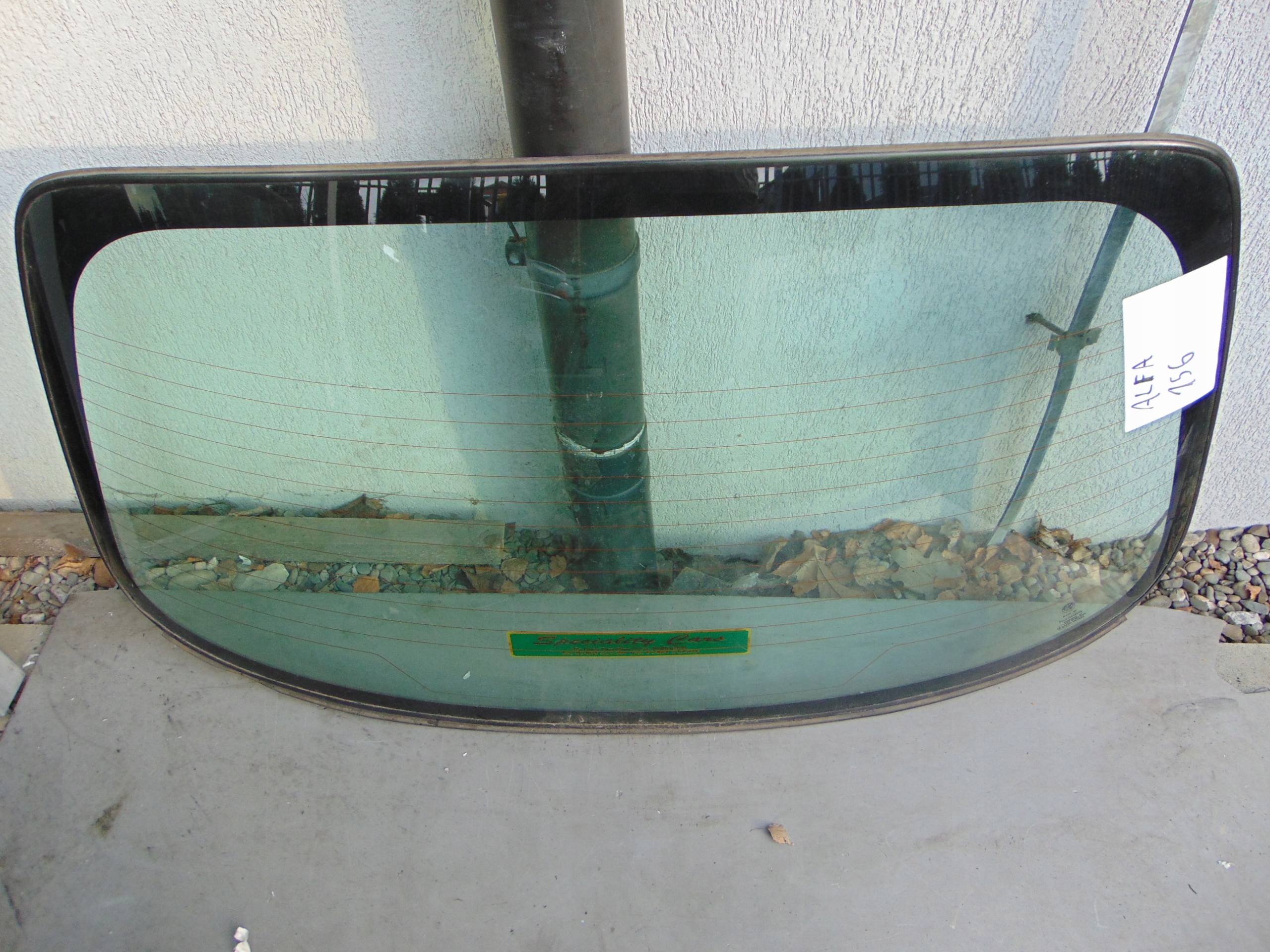 ALFA ROMEO 156 SEDAN SZYBA TYLNA TYŁ