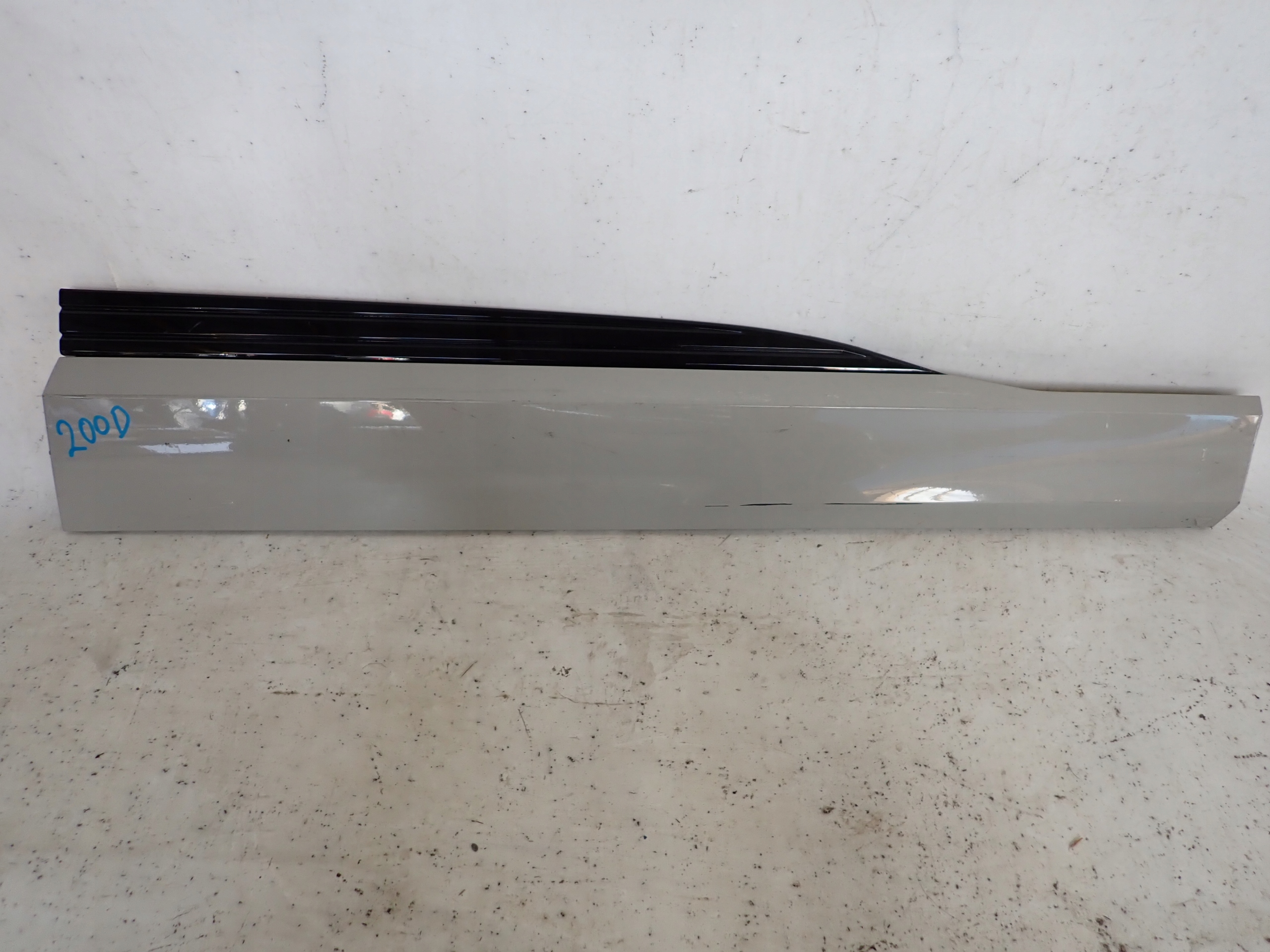 AUDI E-TRON 4KE 18-> moulding for door right front front 4KE853960