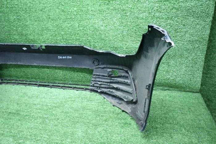 VW GOLF VIII Frontstoßstange vorne