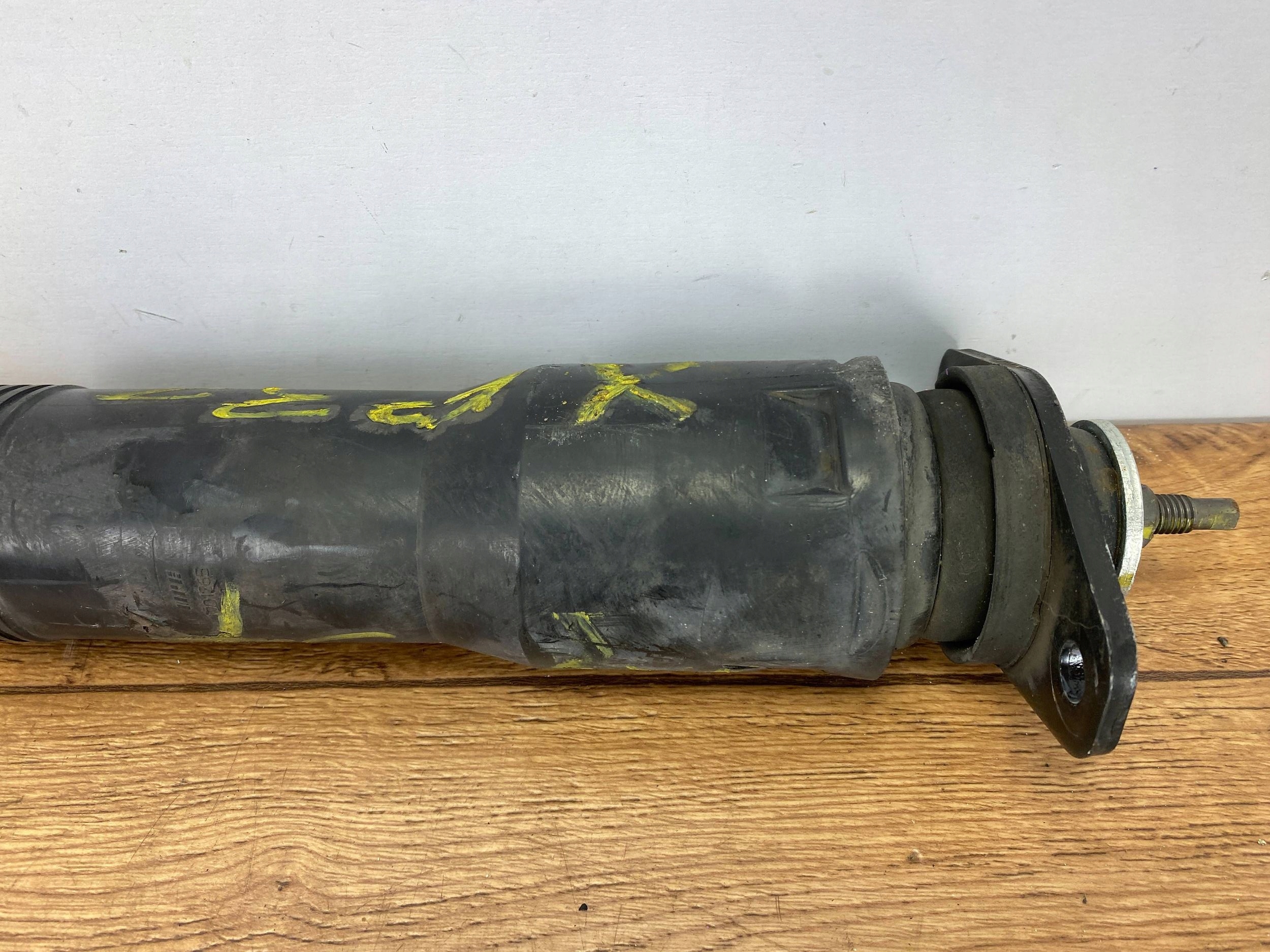 shock absorber rear BILSTEIN Dodge Charger 2015+