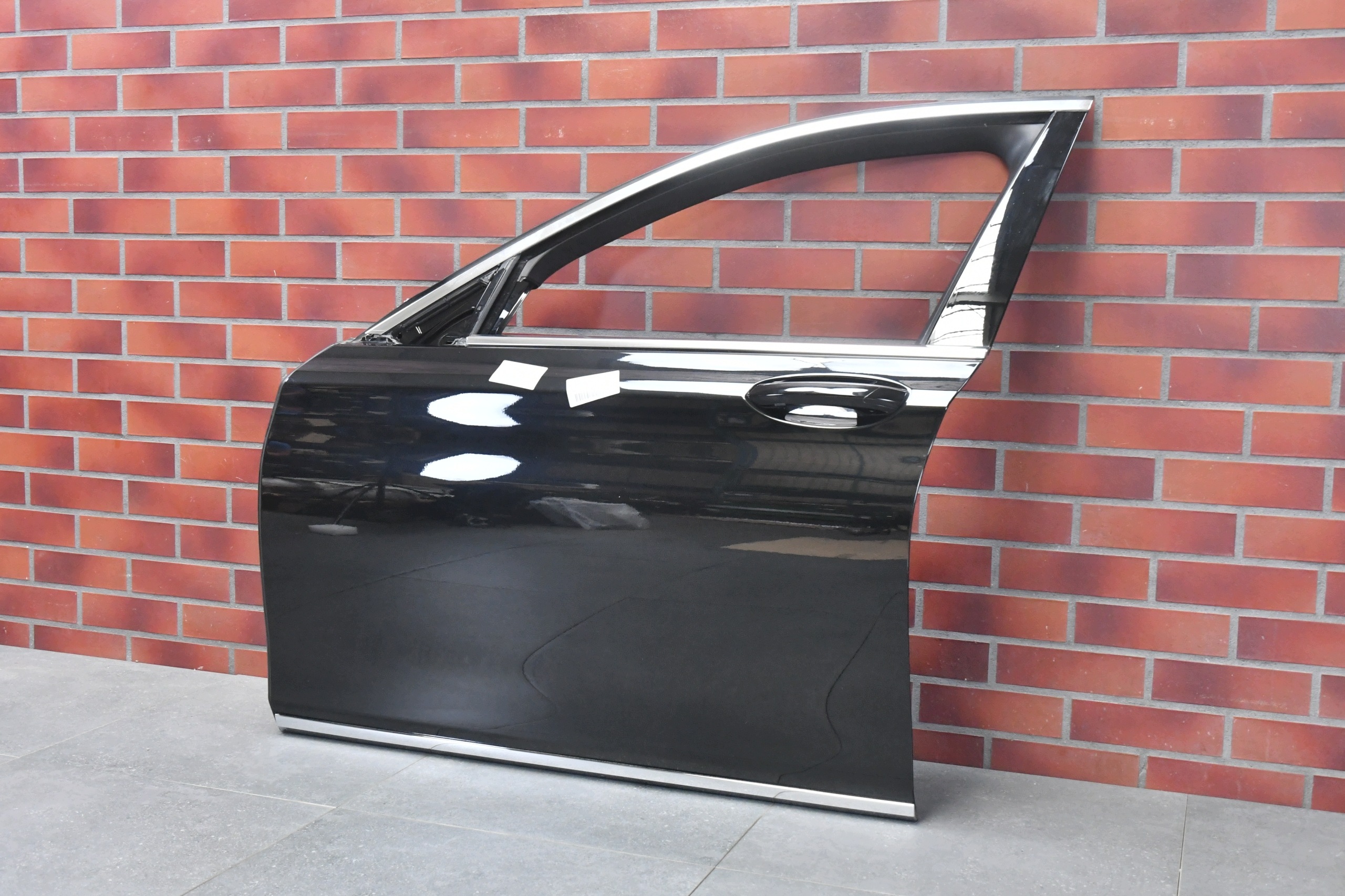 door left front front BMW 7 G11 G12 colour 475 BLACK SAPPHIRE