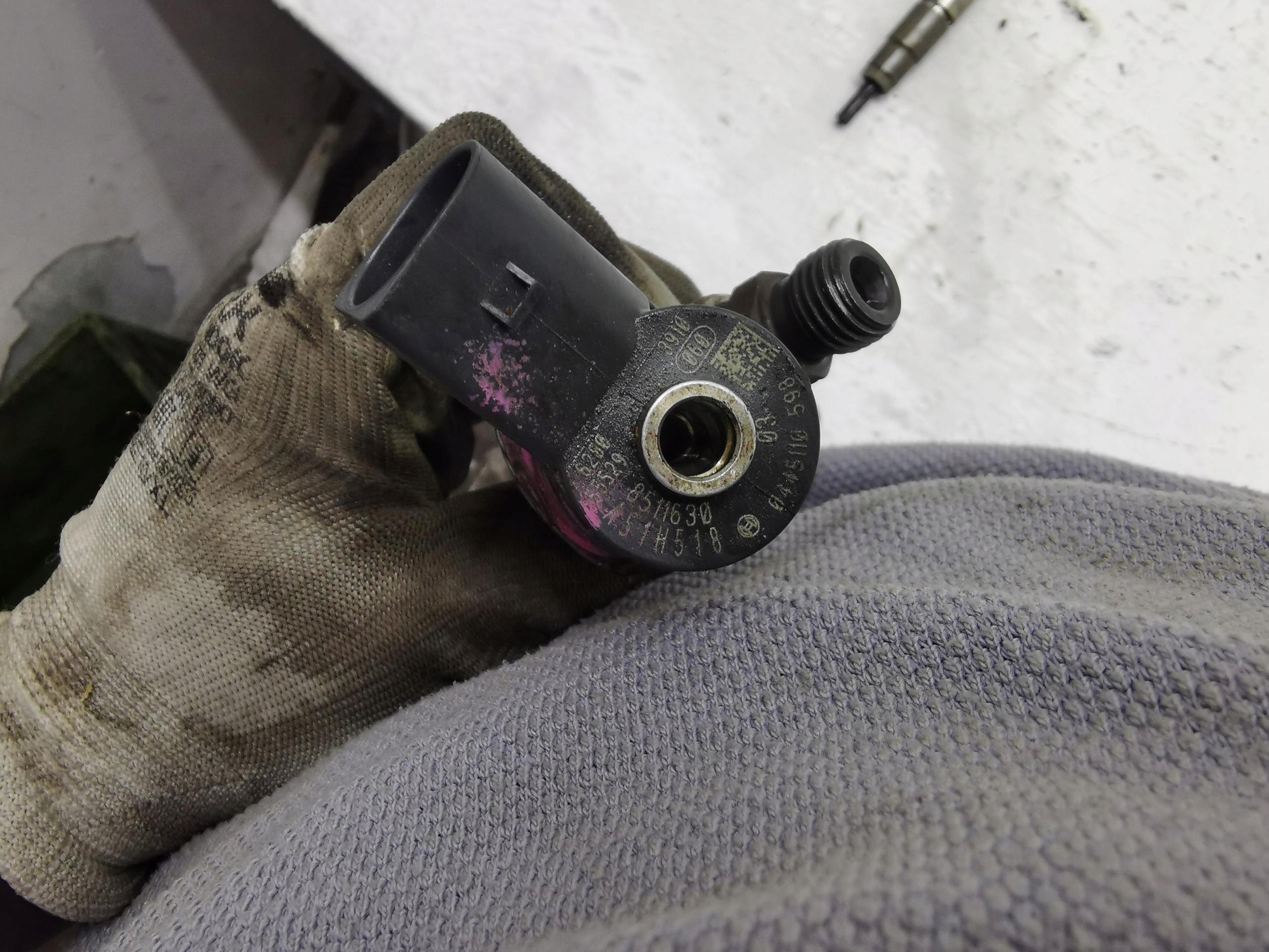 injector MINI COOPER F55 F56 1.5D 8511630 B37C