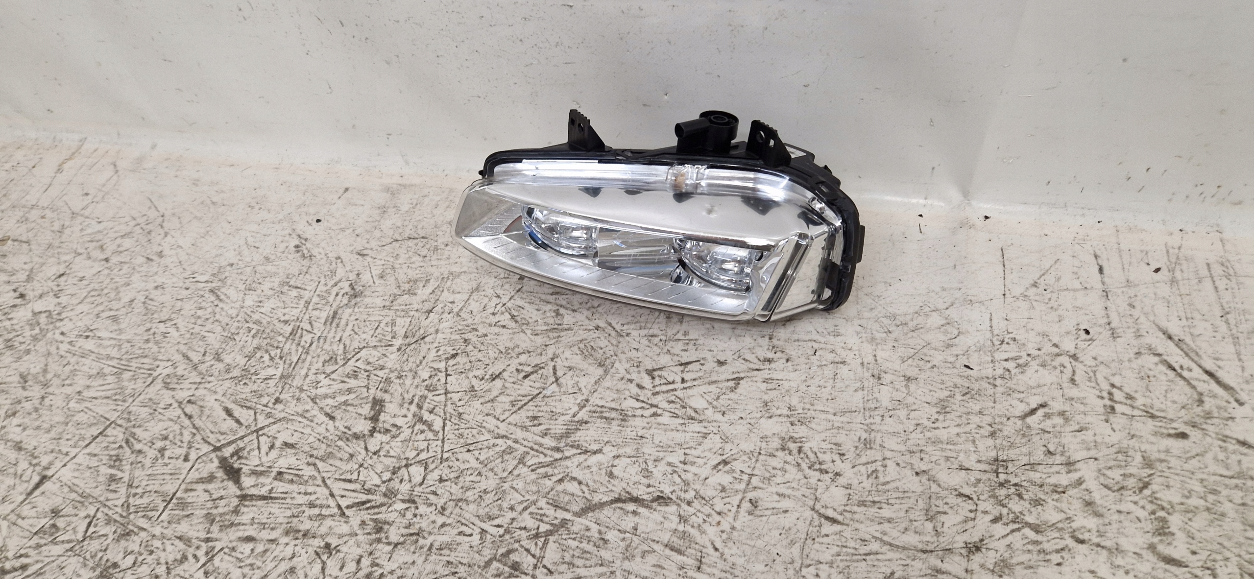 LAND ROVER Evoque L538 ГАЛОГЕН бампера переднего левый BJ3M-R15K201-AB