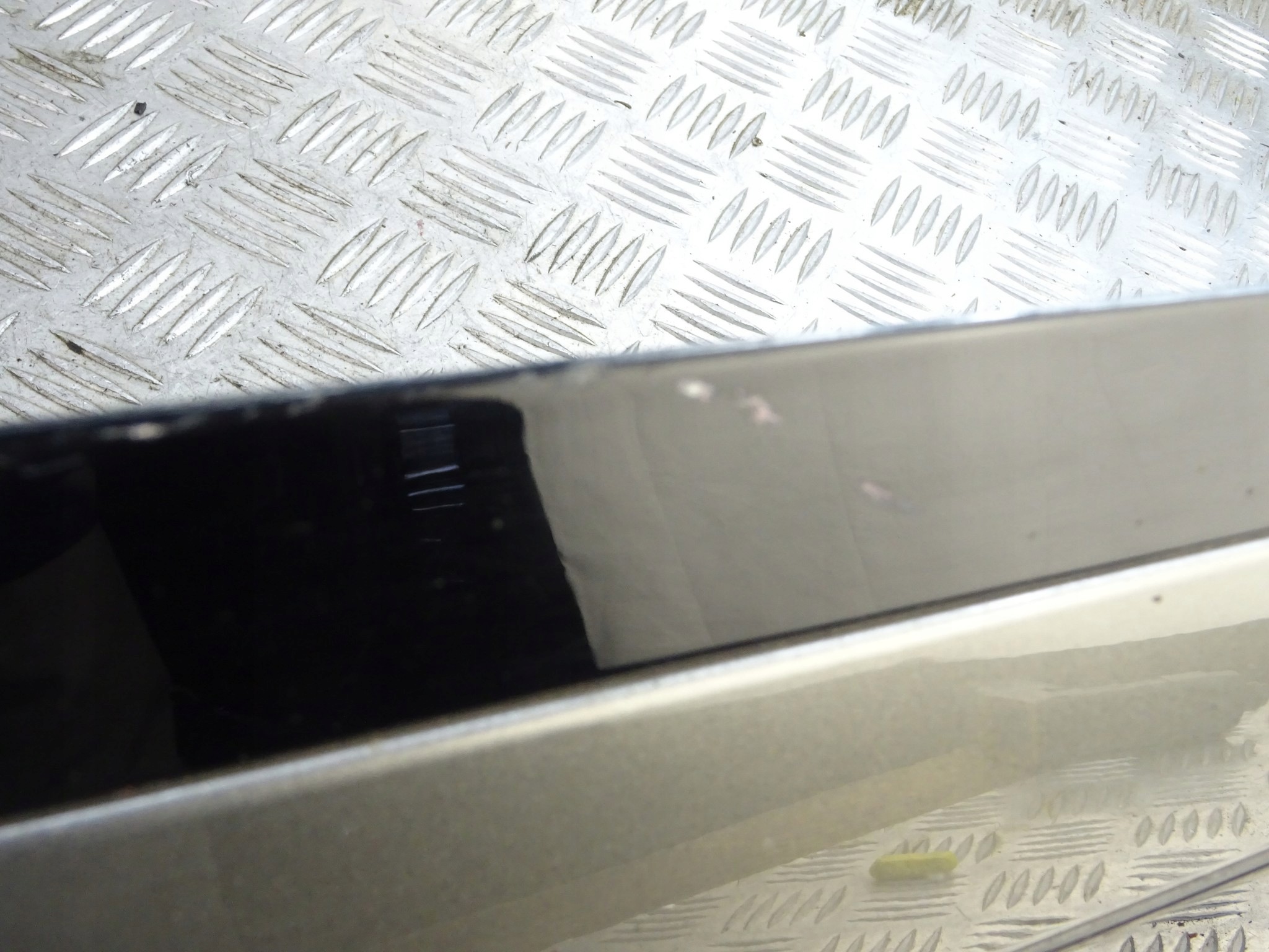 RANGE ROVER VELAR moulding door right front J8A2-21064