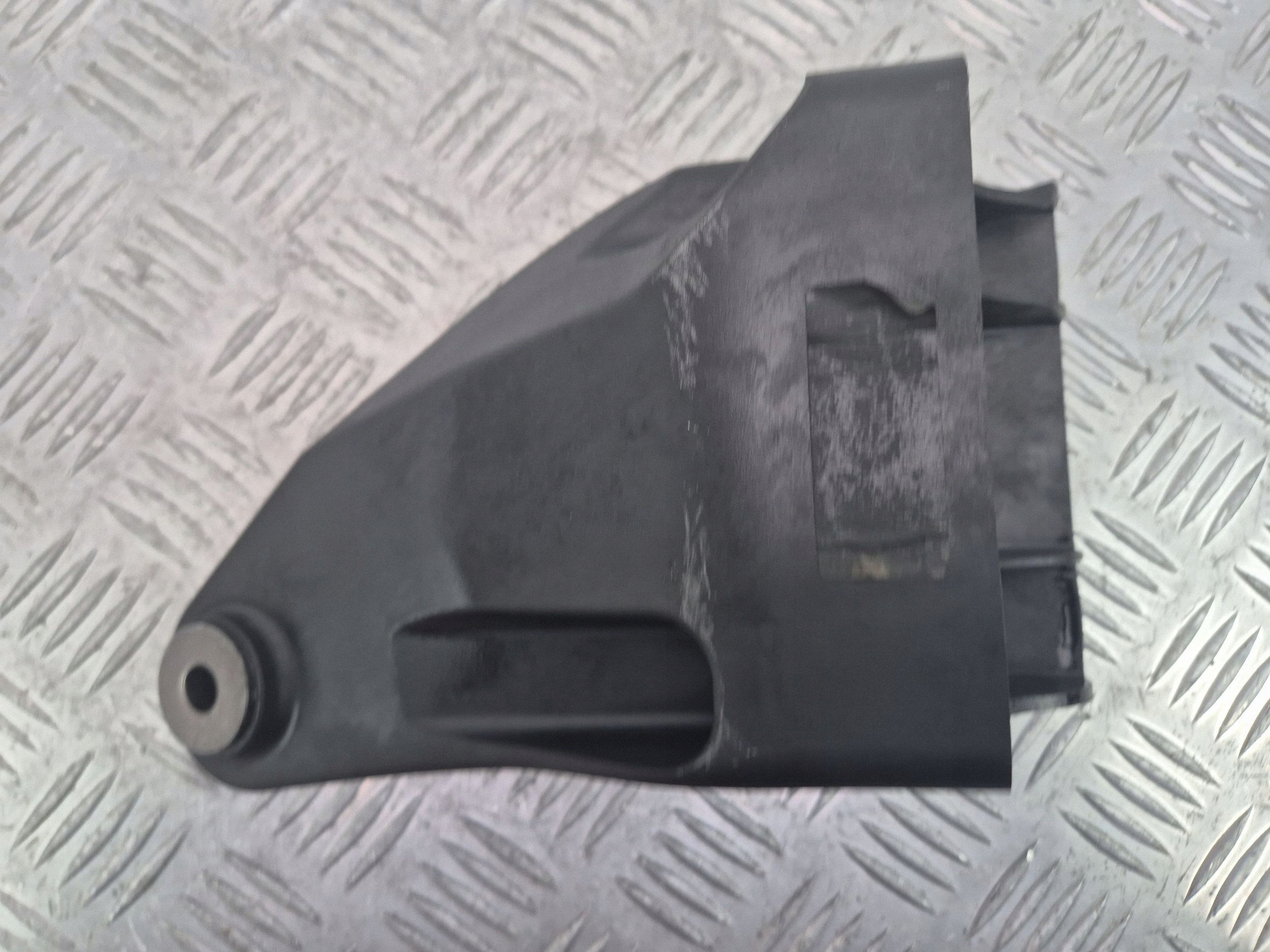 engine supporting mount MERCEDES E300d W213 A6542230100 OM654920