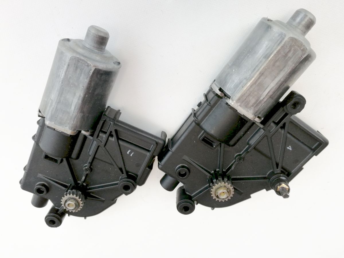 AUDI Q7 SILNICZEK DACH SZKLANY ORYGINAL Part number AUDI