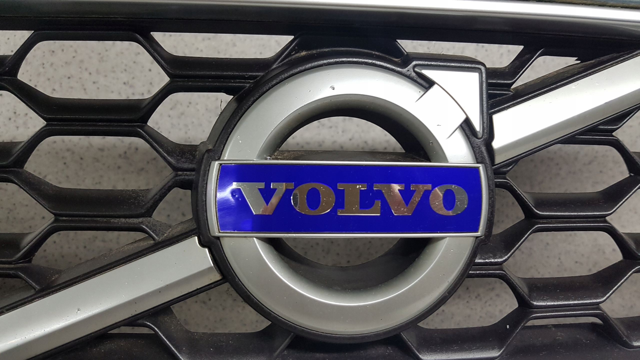 VOLVO C30 C 30 R design LIFT bumper front 2055