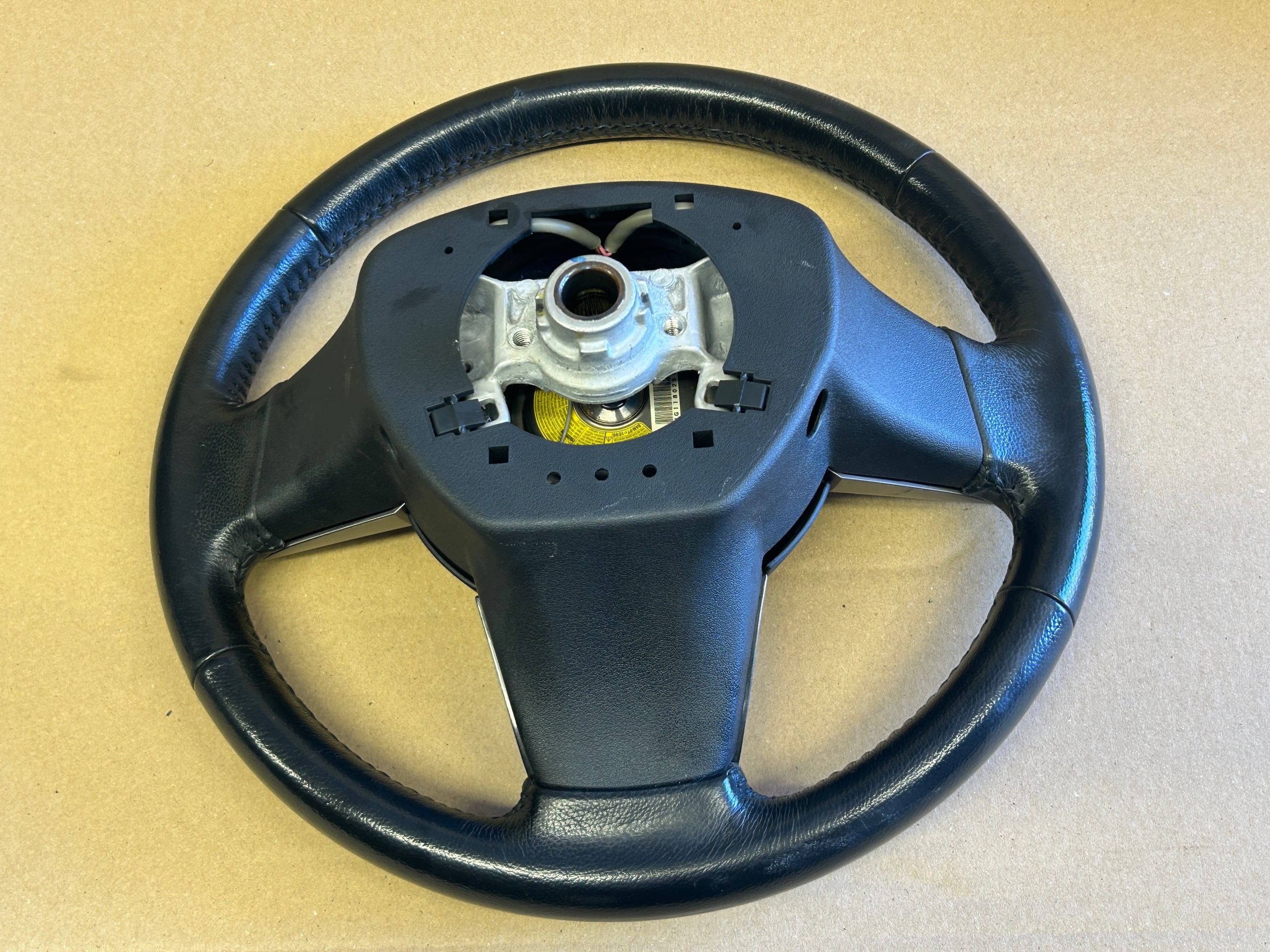 SUBARU LEGACY V volant Z airbag