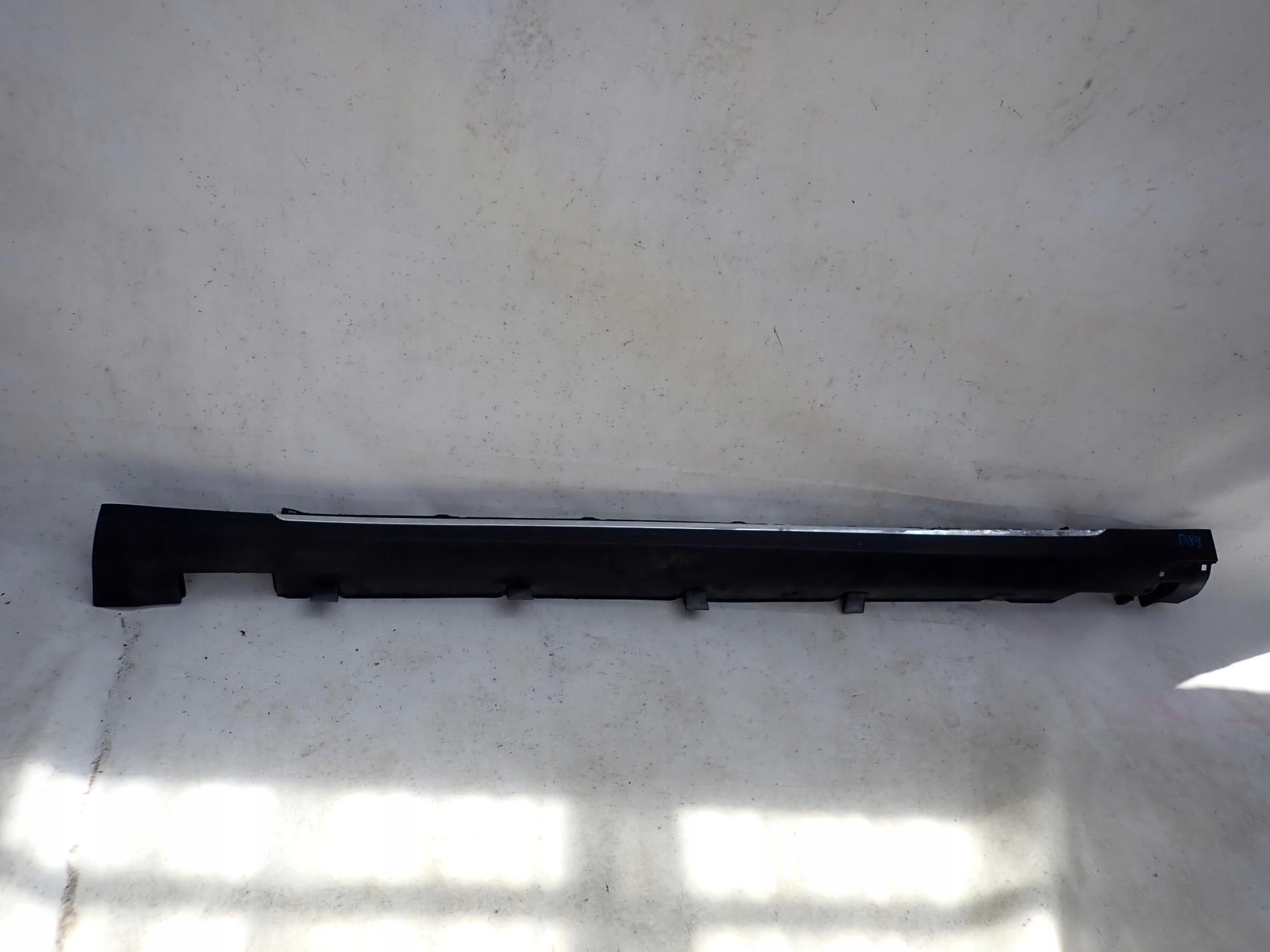 TESLA MODEL S 12-21 threshold left moulding threshold left