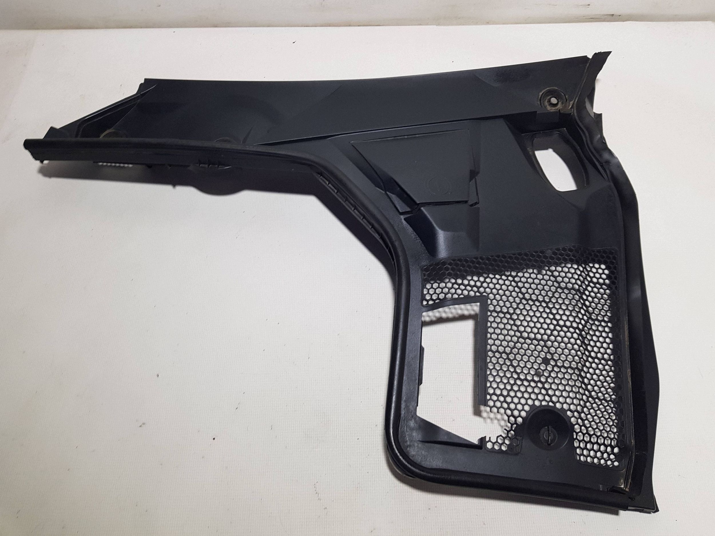 torpedo front left Mercedes C W205 A205830890 EU EUROPA