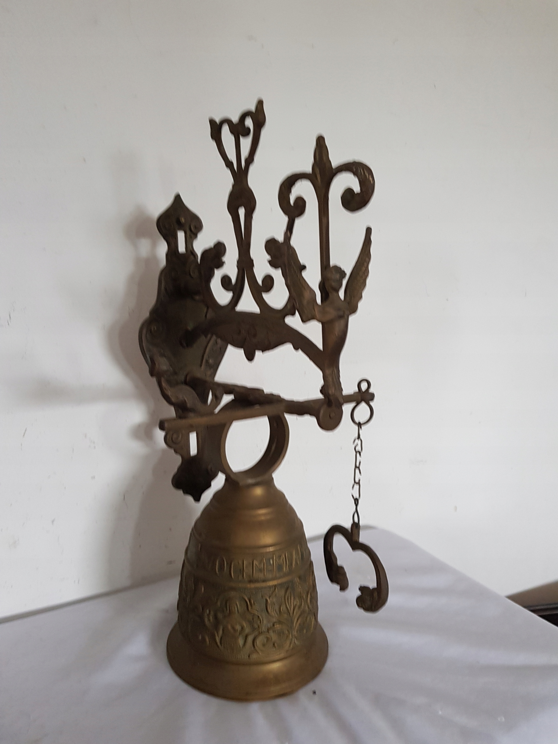 Колокол большой латунный подвесной