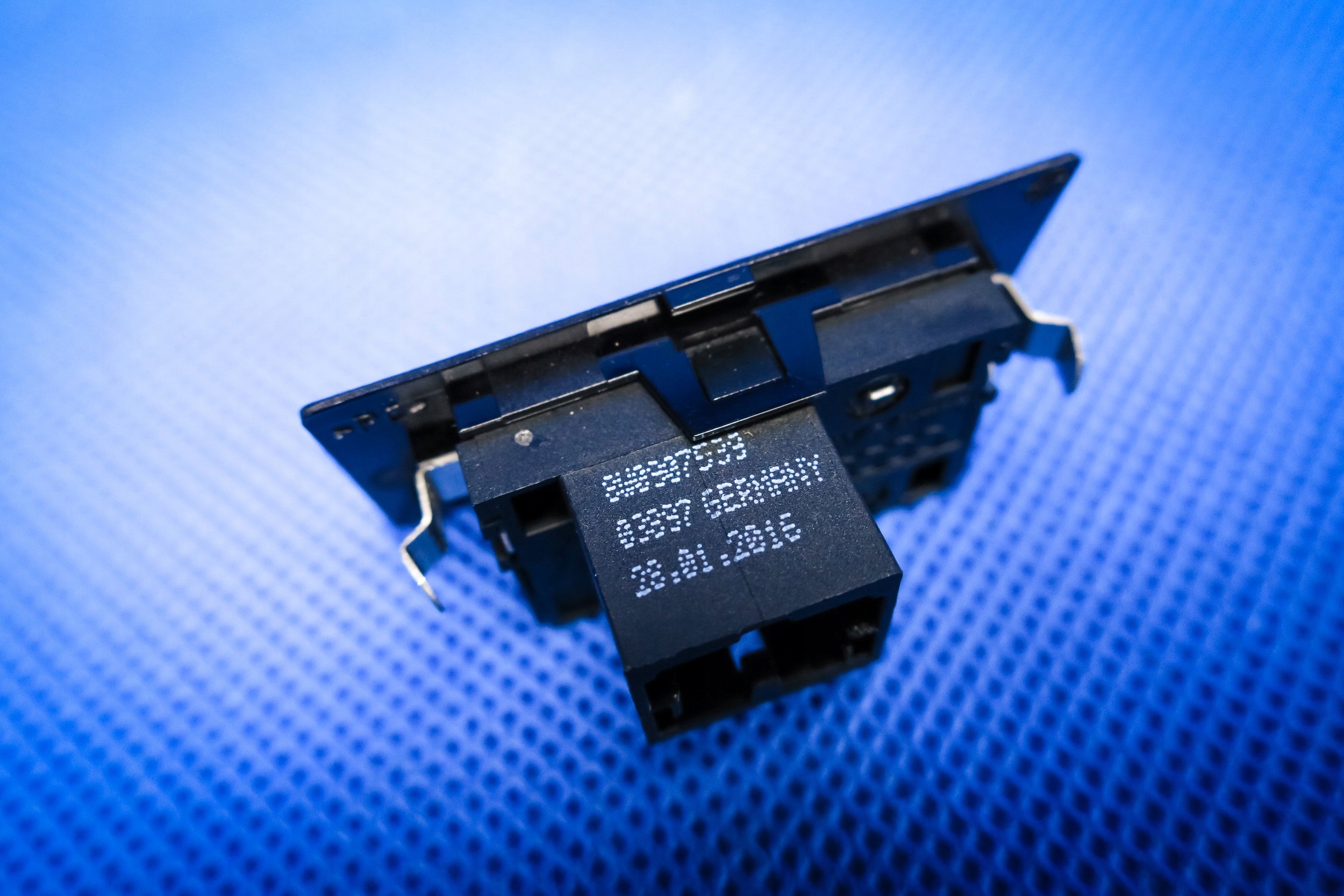 sensor sloneczny Audi A4 S4 8W A5 8W6 8W0907539