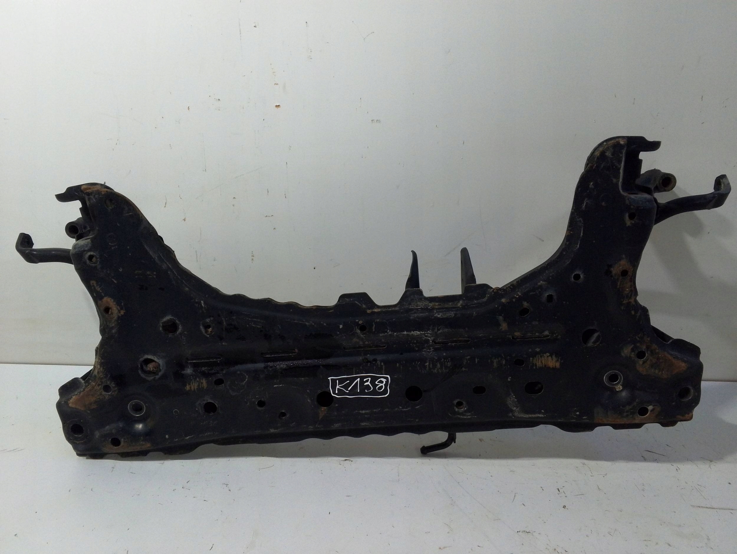 Ford Fiesta MK7 Lift axle beam front (K138)