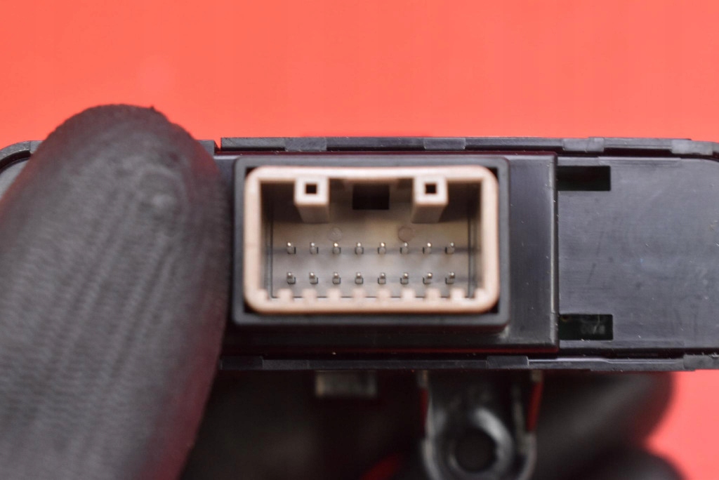 PANEL switch DRIVE MODE AUTO HOLD 93310-R2020 KIA SPORTAGE 5 V 21-25