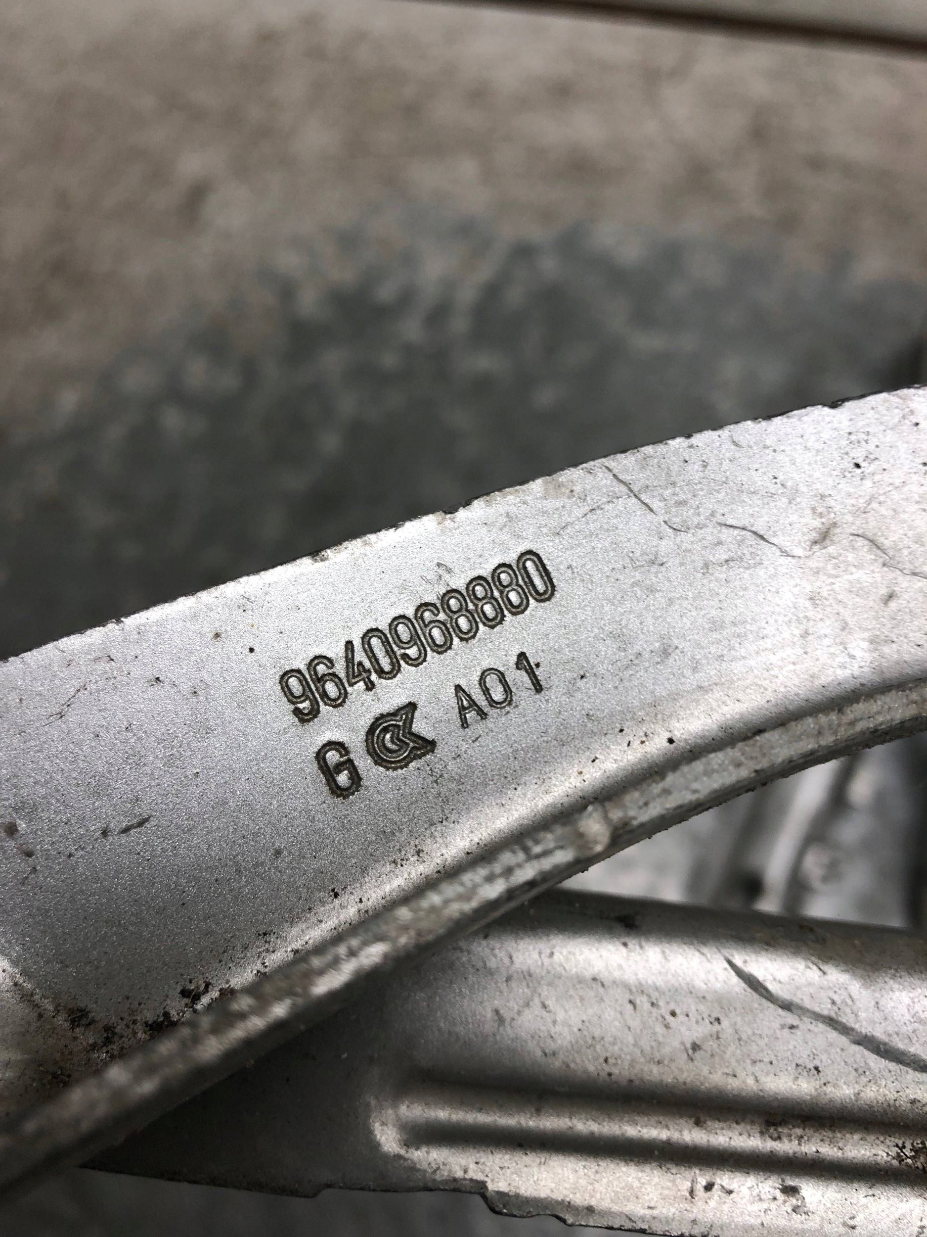 Cerniere cofano PEUGEOT 407 9640968780 9640968880