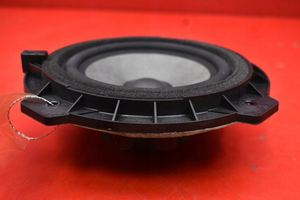 speaker left front 89300-35010 SSANGYONG TIVOLI 1 and 16-21