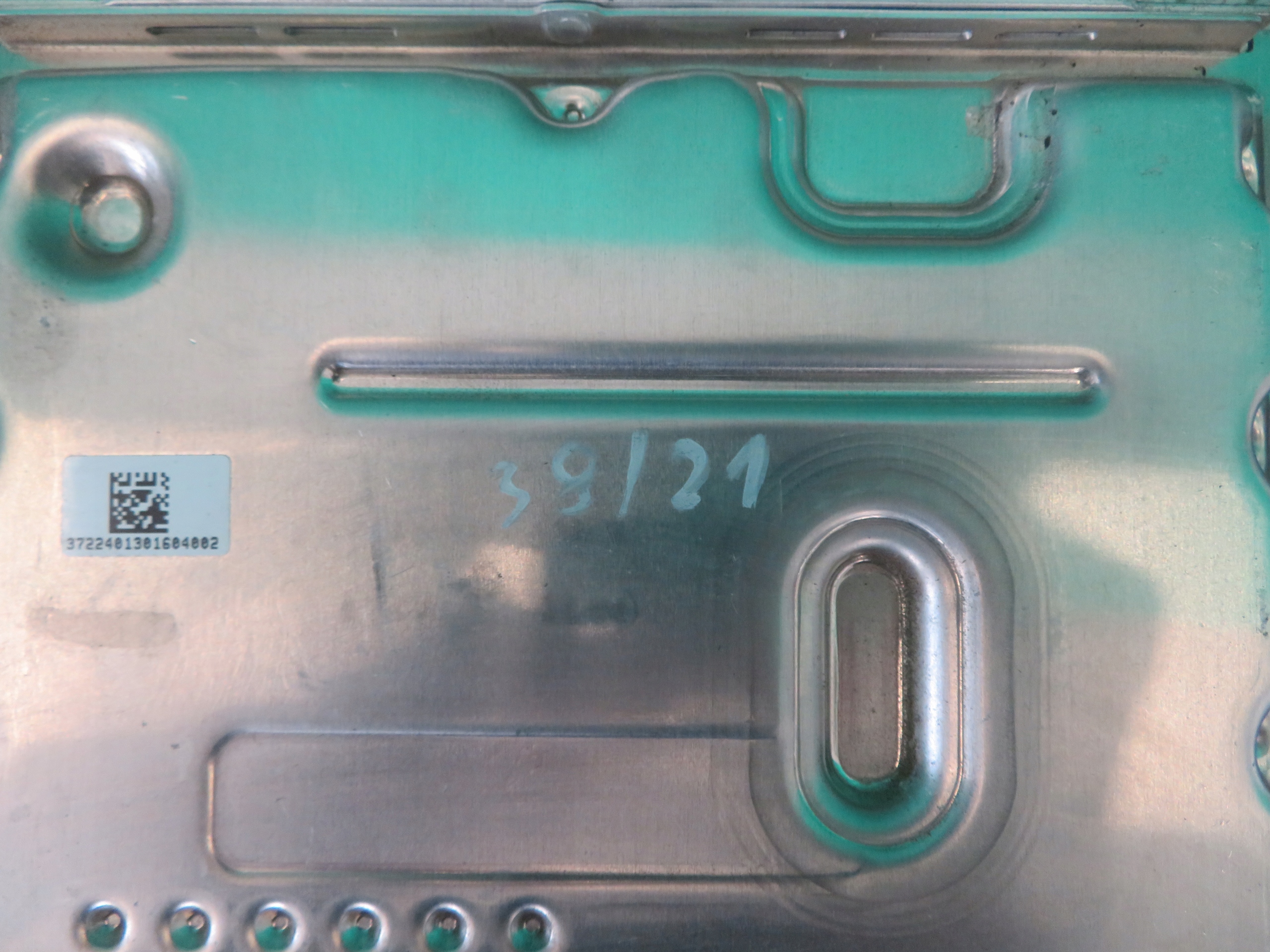 computer control unit of the engine RENAULT TRAFIC 237109896S 24R