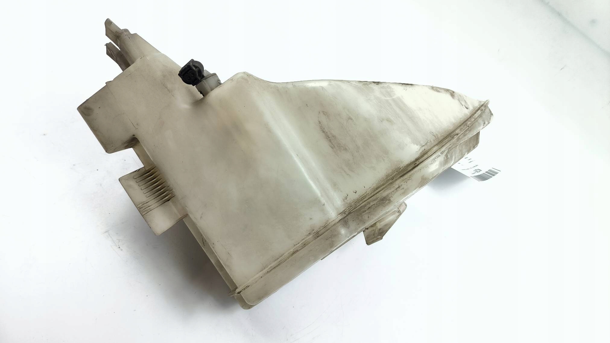 washer fluid tank 83628089 BMW E46 318