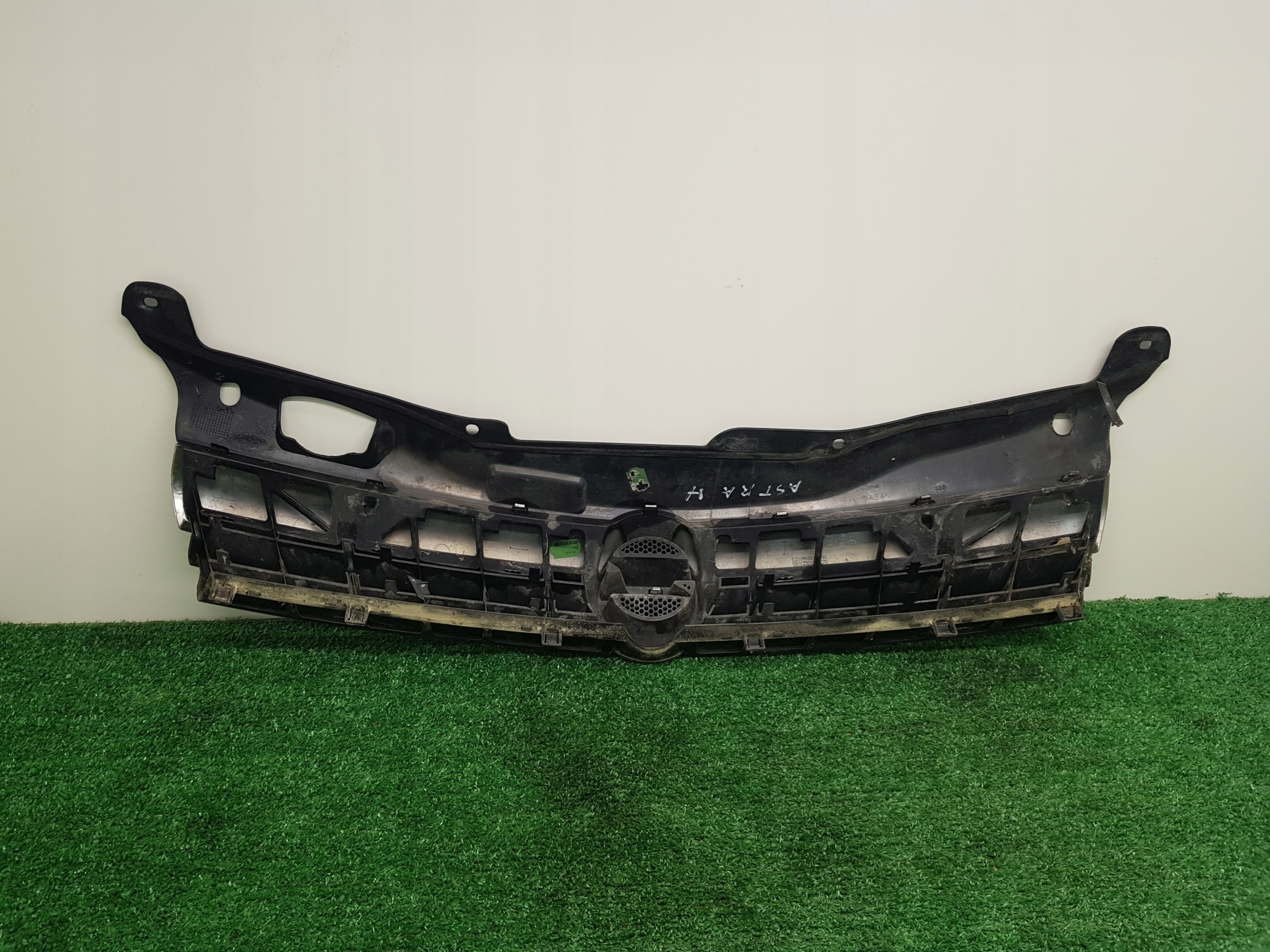 Grill Grill OPEL ASTRA H 13108463