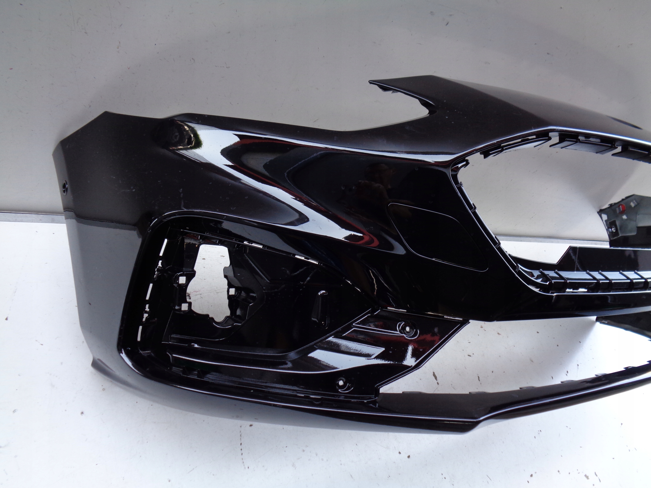 FRONTSTOSSSTANGE FORD FOCUS MK4 18- ST-LINE NR 42367