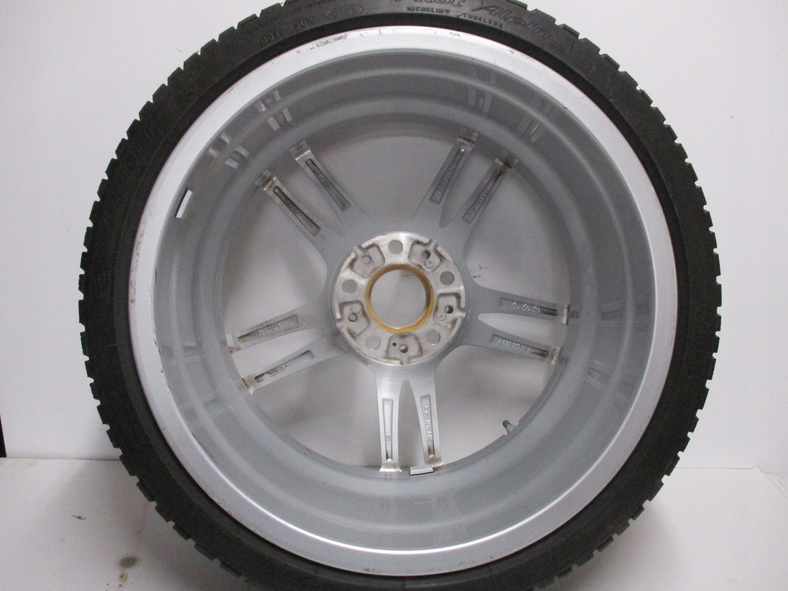 wheels discs tyres BMW F87 M3 R19 7MM M+S M