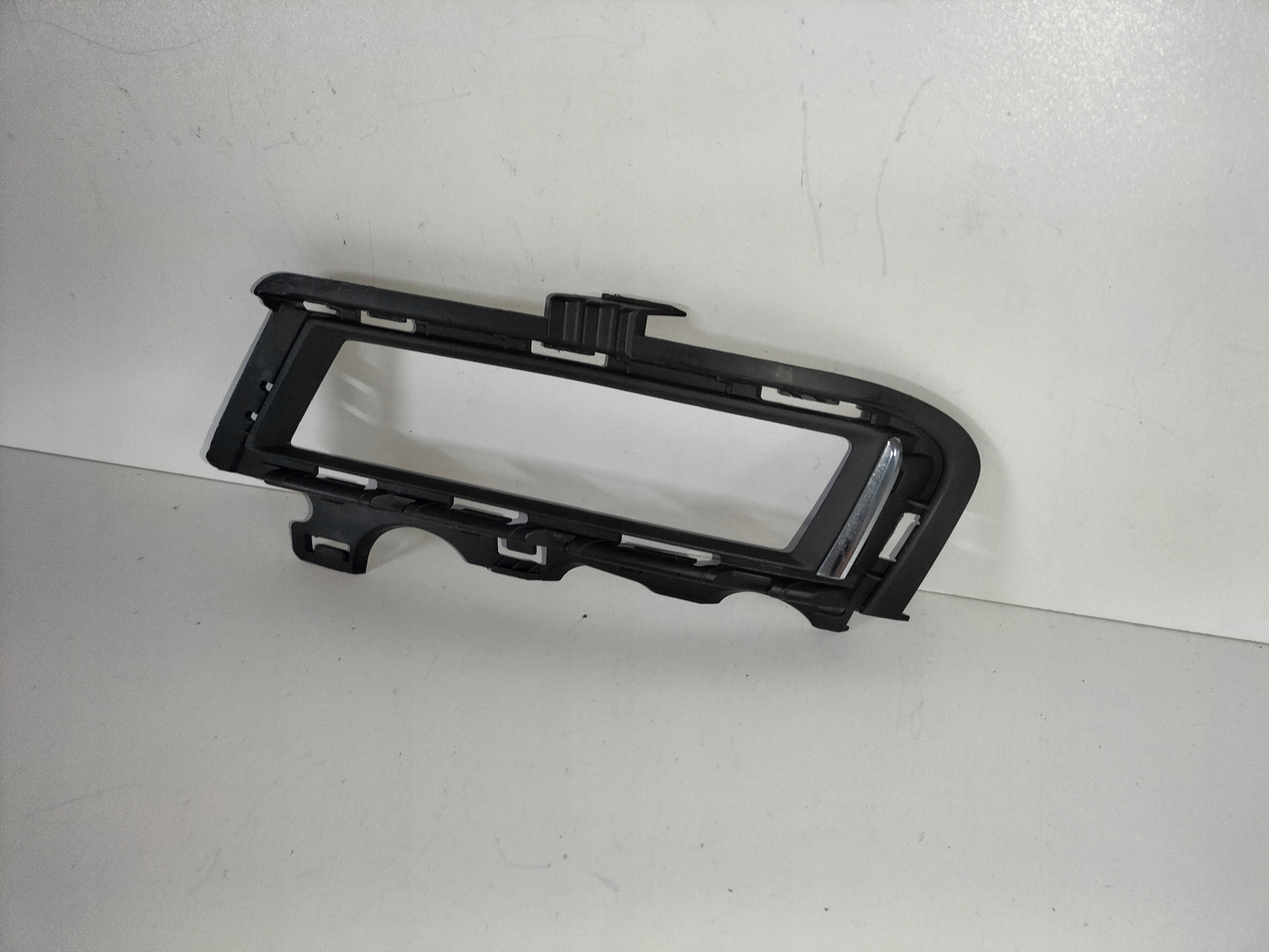 GRILL LÜFTUNGSGITTER RAHMEN DER STOSSSTANGE LINKS VW GOLF VII 12-17