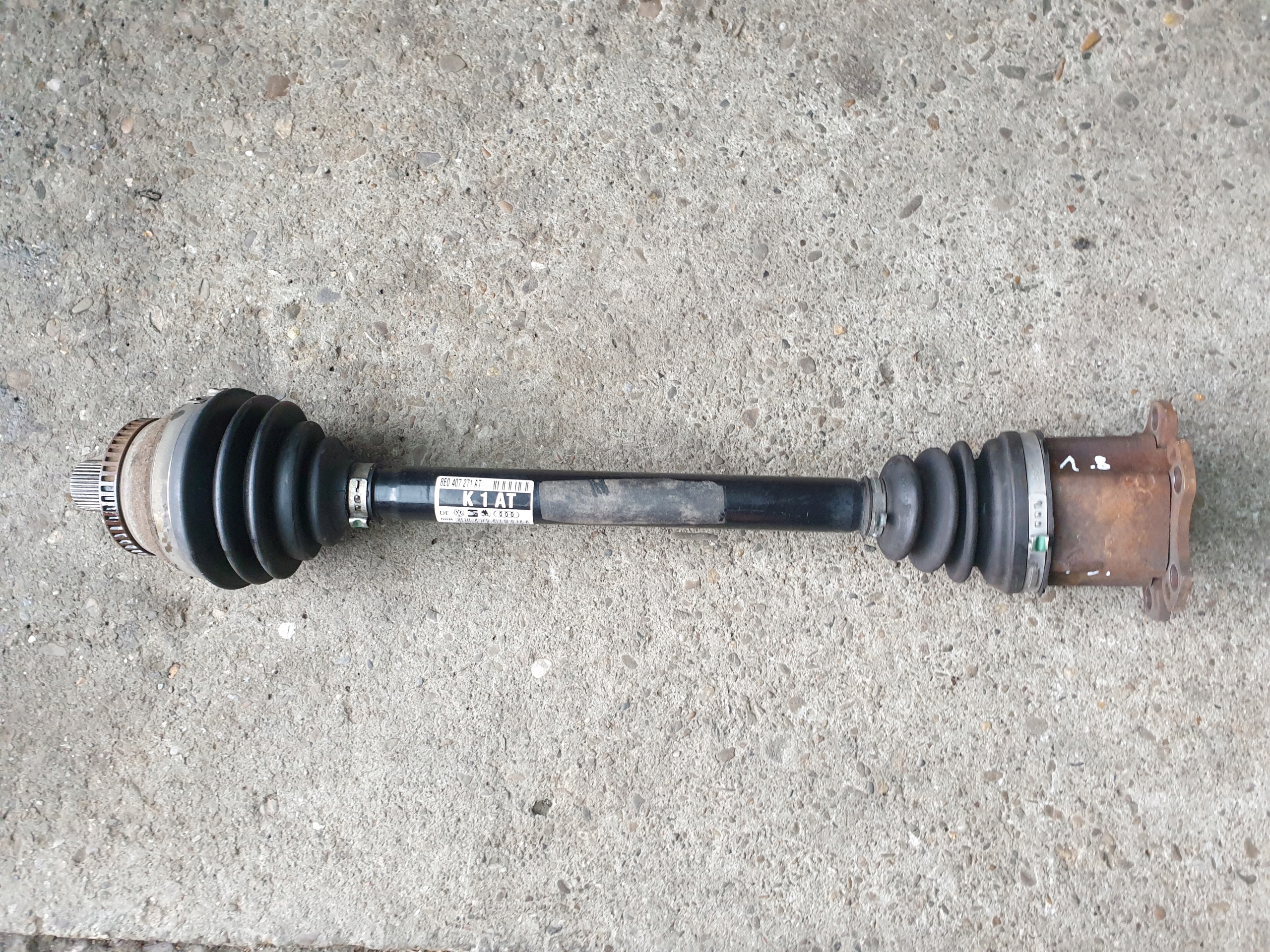 semi-axis left AUDI A4 SEAT EXEO 8e0407271AT