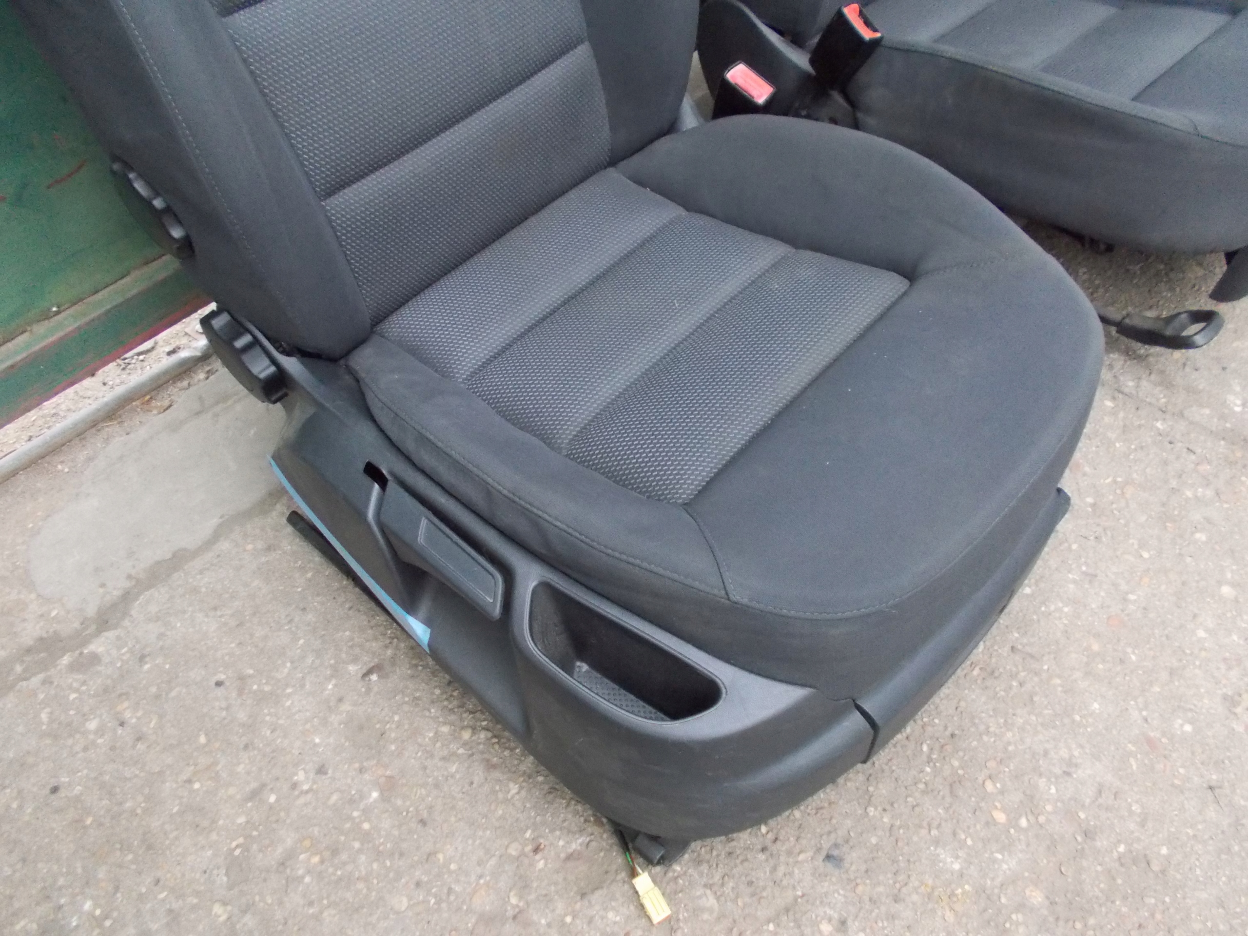 SKODA OCTAVIA KOMBI 06R Siège KOMPLET