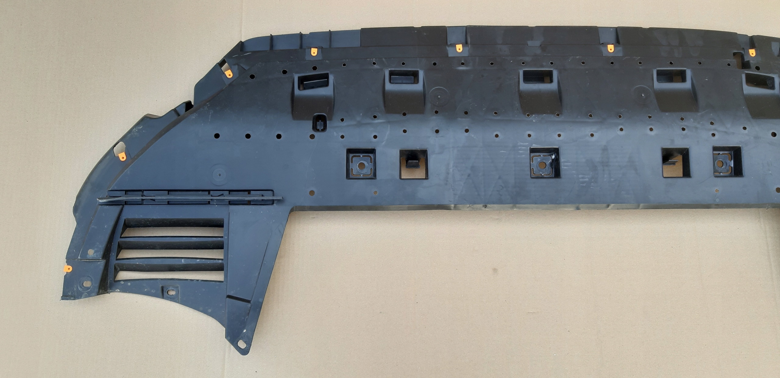 BERLINGO IV PARTNER RIFTER OSŁONA PŁYTA POD ZDERZAK 9816809580 Producent części Citroen OE