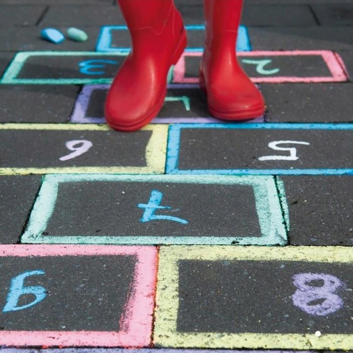 KREDA DO RYSOWANIA CHODNIKOWA KOLOROWA DUŻA GRUBA 15 SZTUK Kolor Wielokolorowy