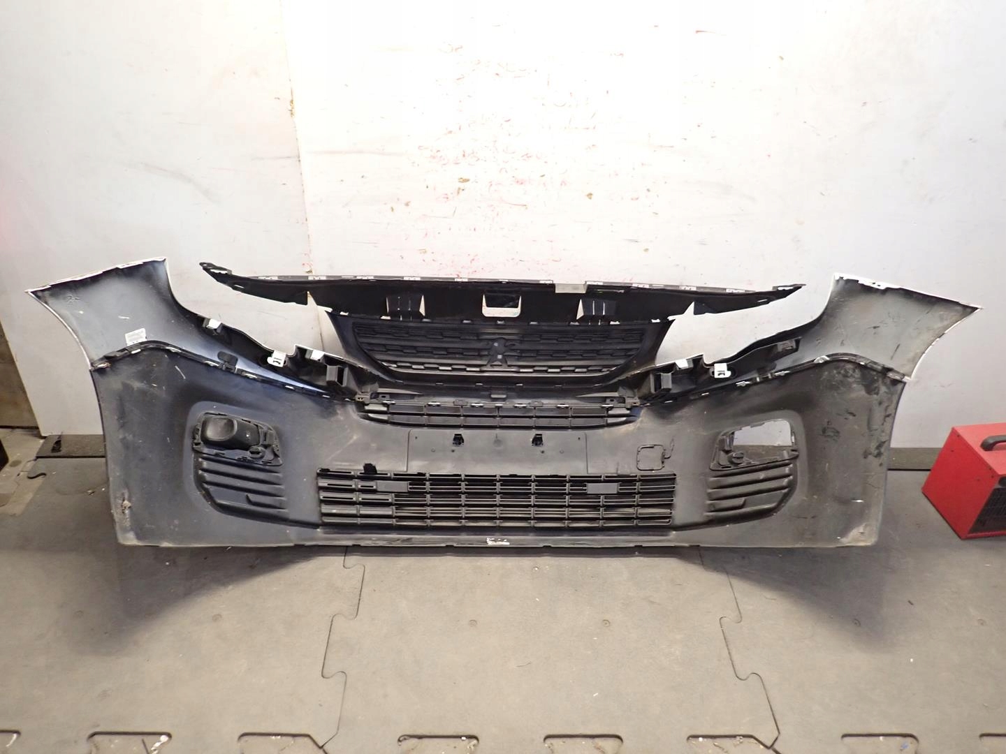 bumper front front PEUGEOT RIFTER 2018
