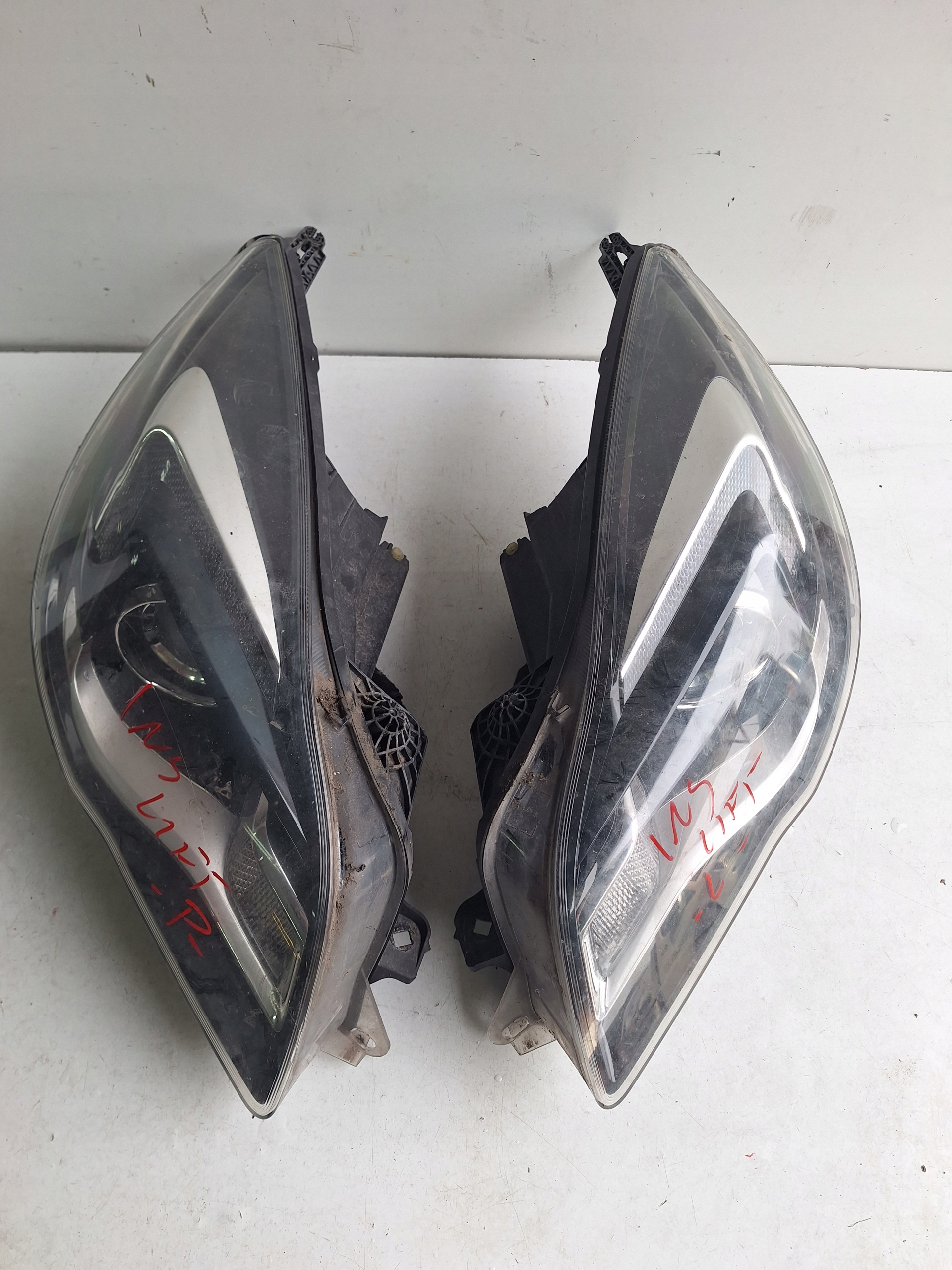 OPEL INSIGNIA A LIFT 13-17 light left + LED UK