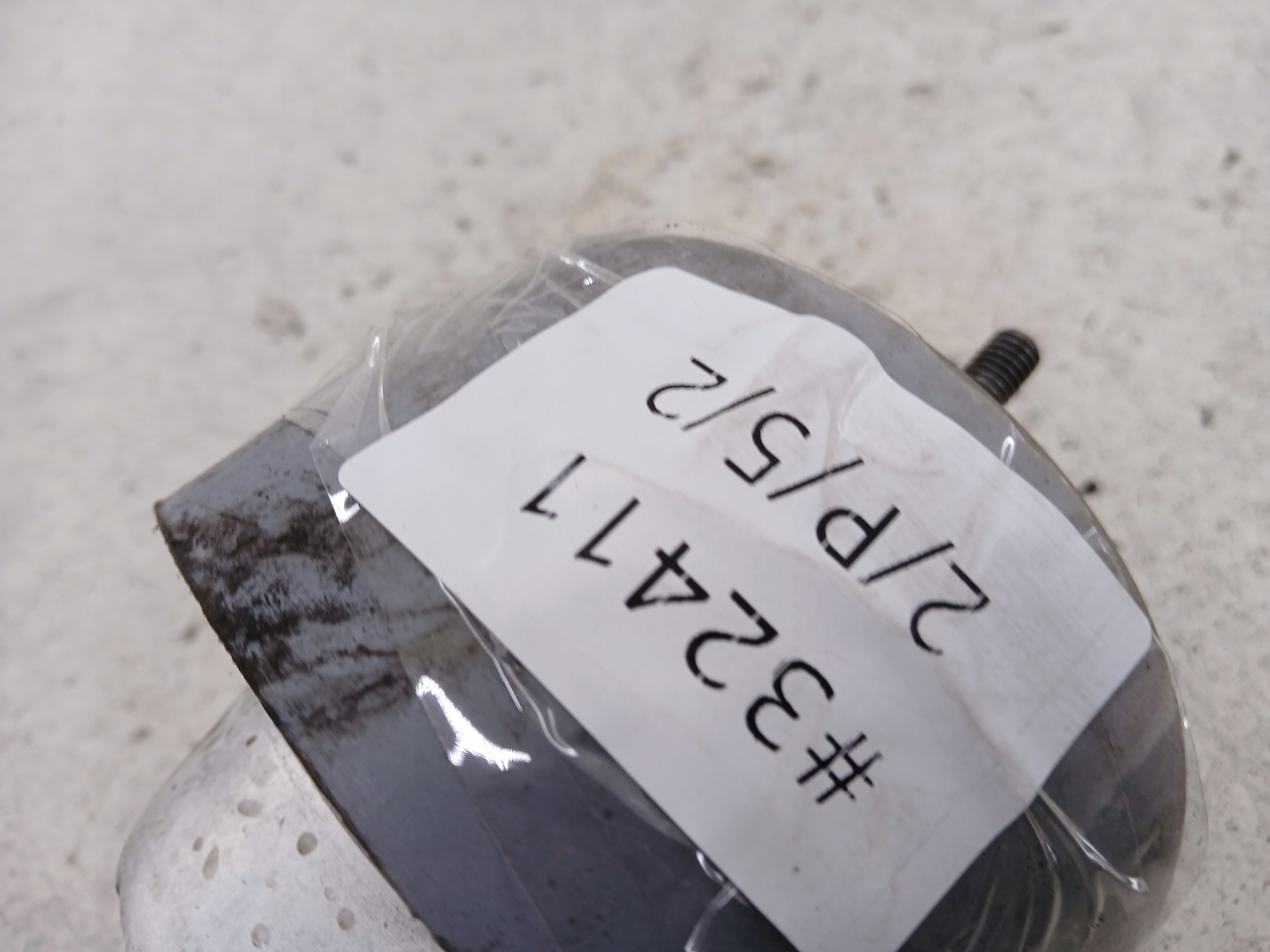 AUDI A6 C5 2.4 silenblok