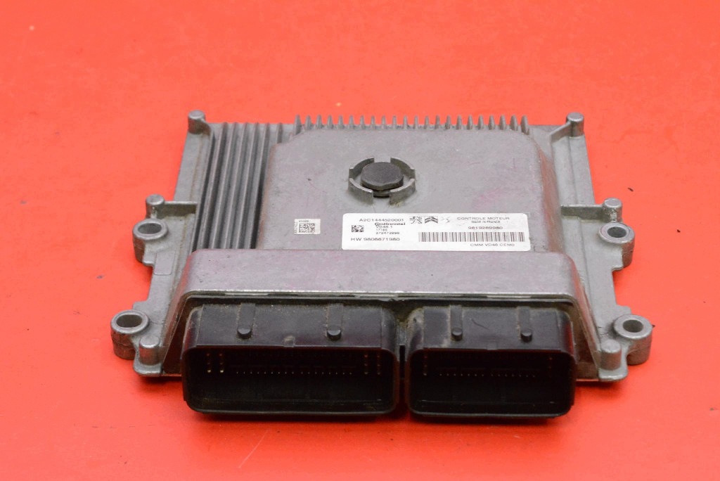 control unit computer of the engine 9819269980 CITROEN C3 III 1.2 PURETECH 110 KM