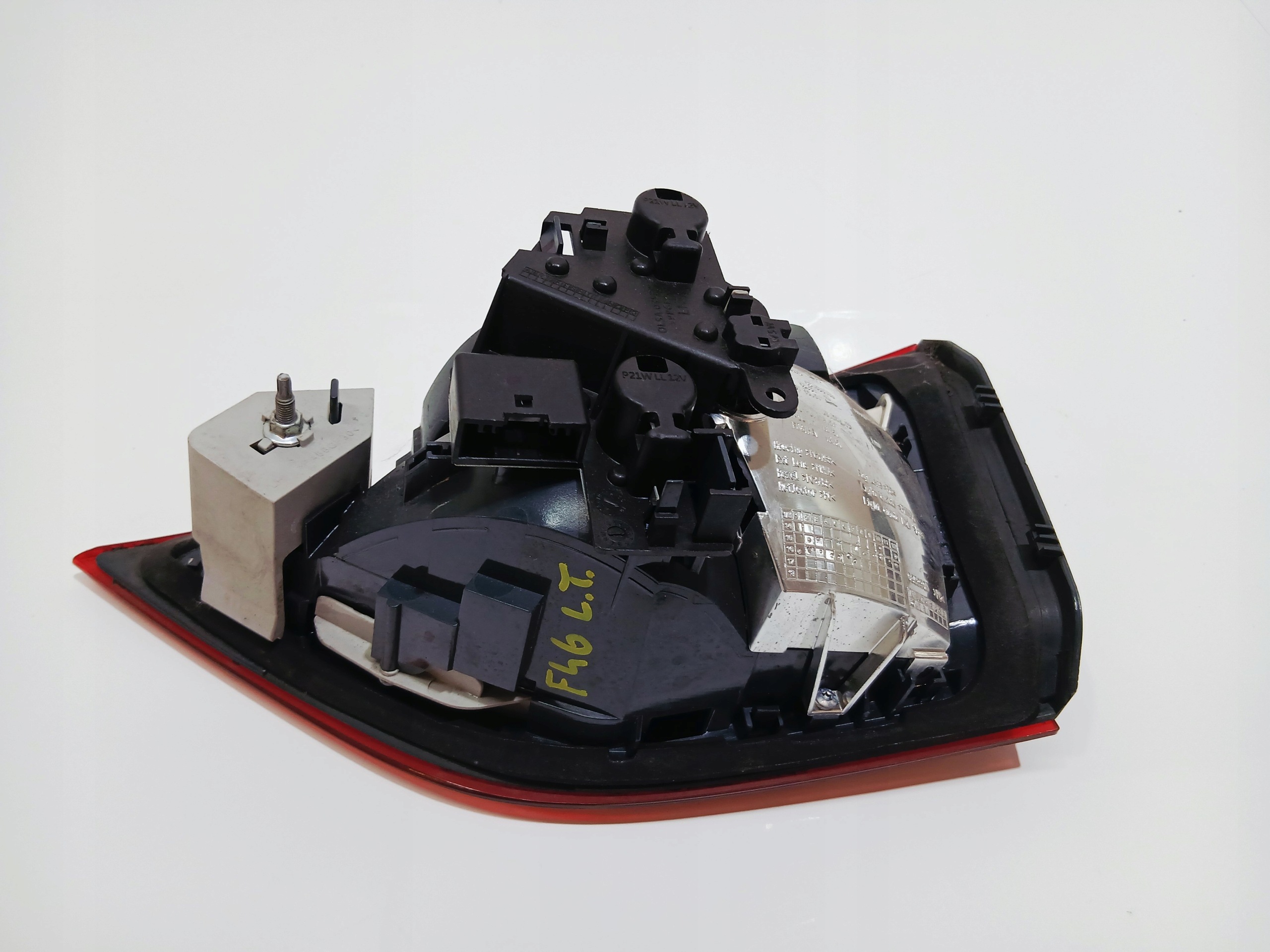 light left rear BMW F46 OE 7461609