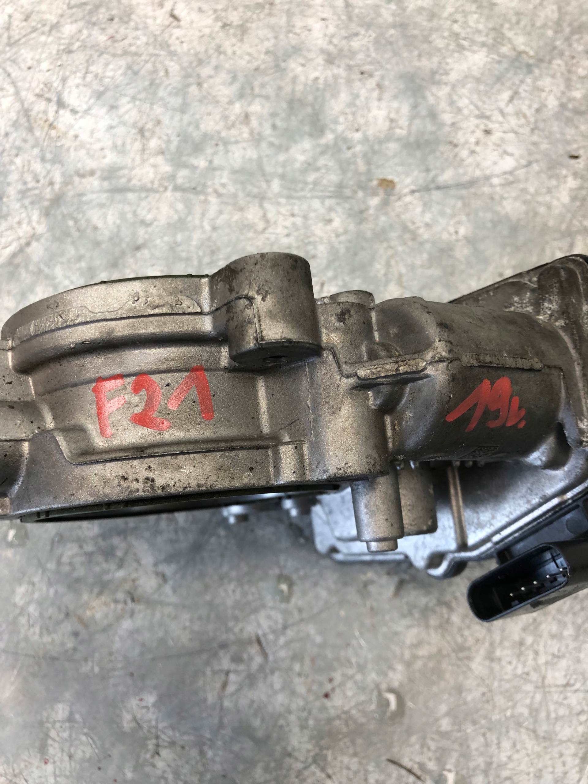 valvola a farfalla BMW F21 2.0 8623324