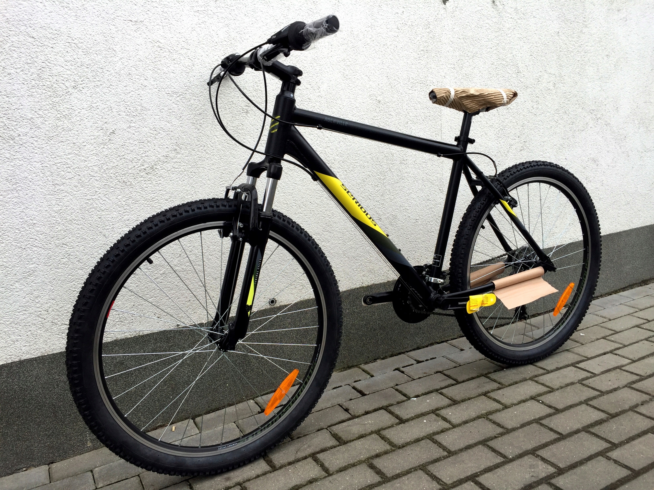 Wyrzedaż Nowy rower Serious Rockville Koła 27,5" Shimano Tourney