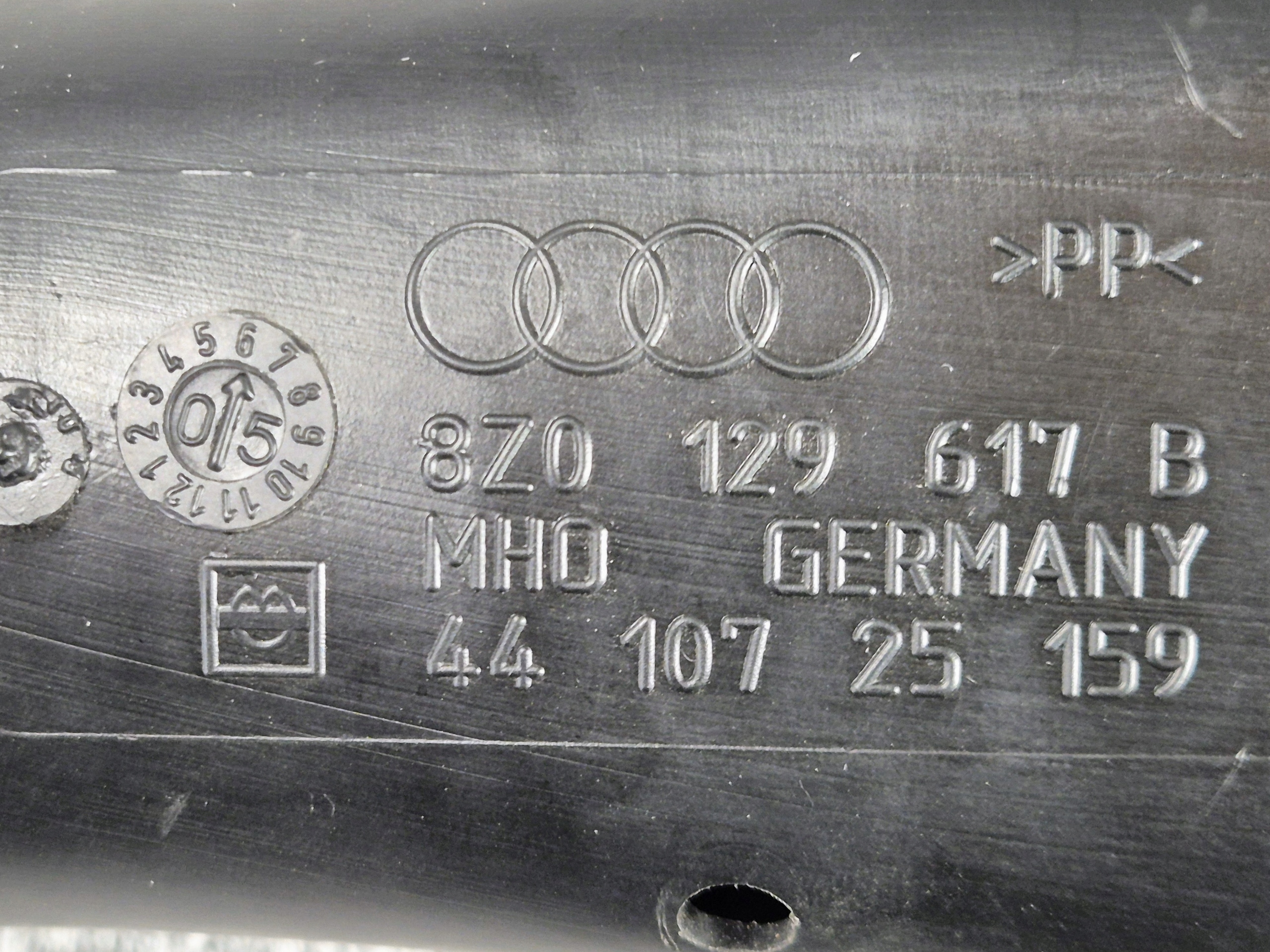 Audi OE 8Z0129617B труба впуск Воздух
