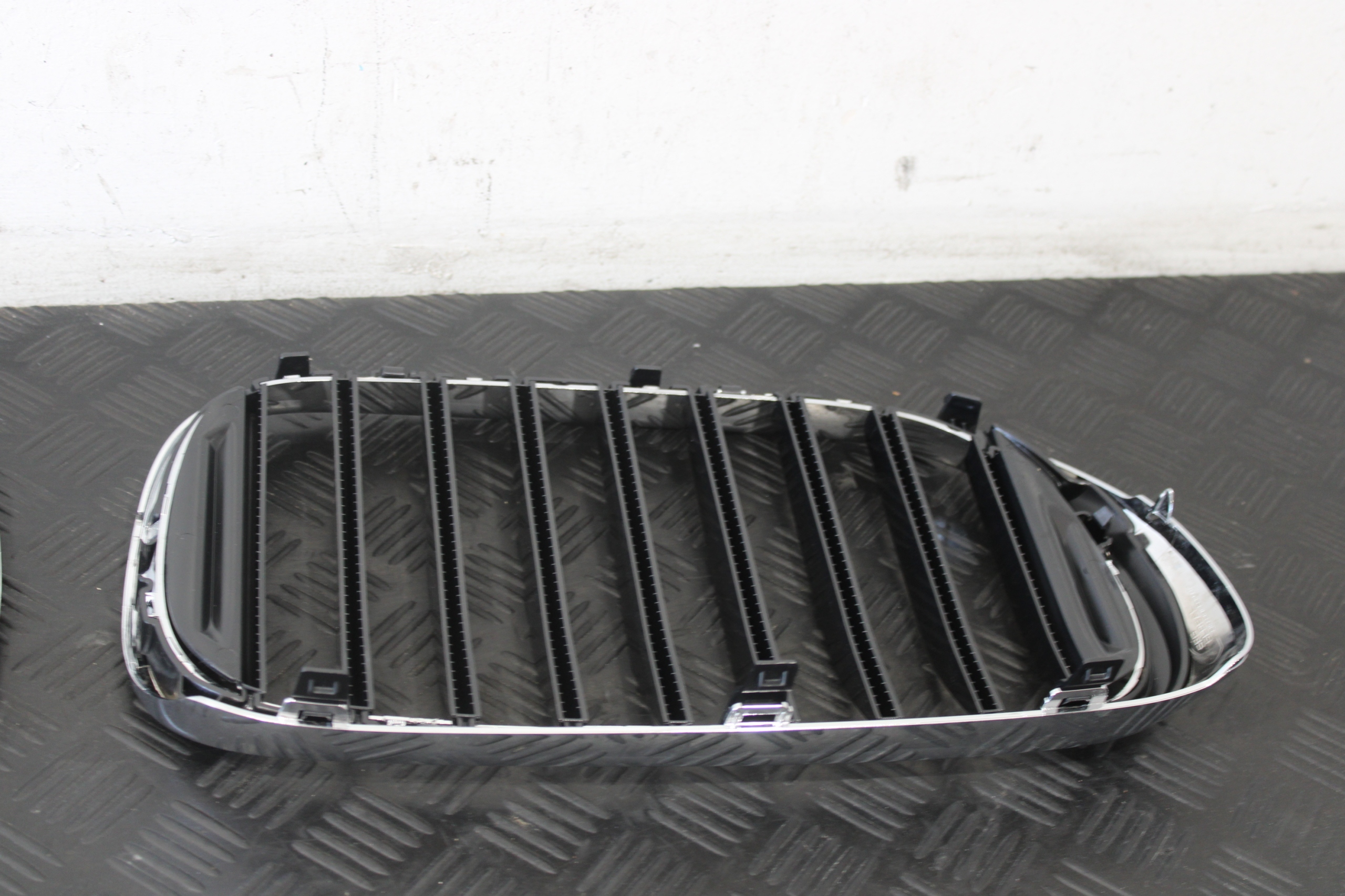 BMW 7 G11 Kühlergrill FRONTGRILL Kühlergitter 7369904 - Thumbnail 5