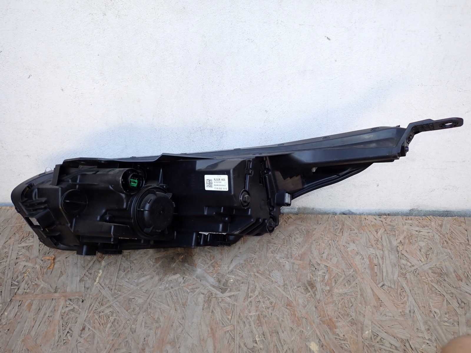 light right REFLEKTOR right LED KIA CEED CEED 3 III CD LIFT 92102-J7500