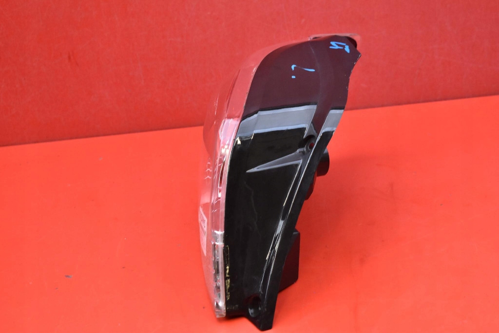 light left rear part rear MITSUBISHI OUTLANDER 1 and 4X4 5D SUV 01-08