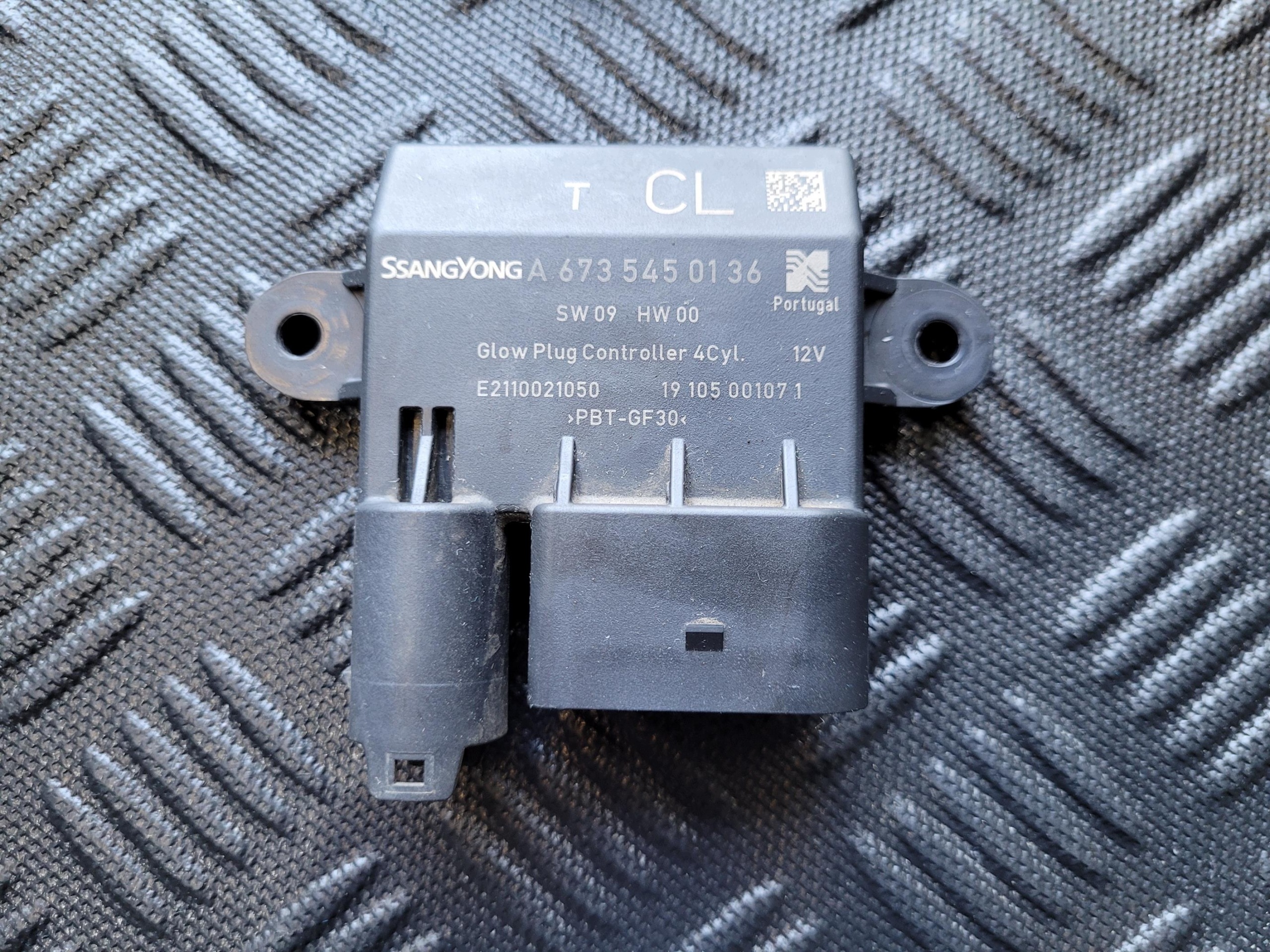 A6735450136 module control unit plugs SSANGYONG KORANDO IV 4 C300 1.6 D e-XDi