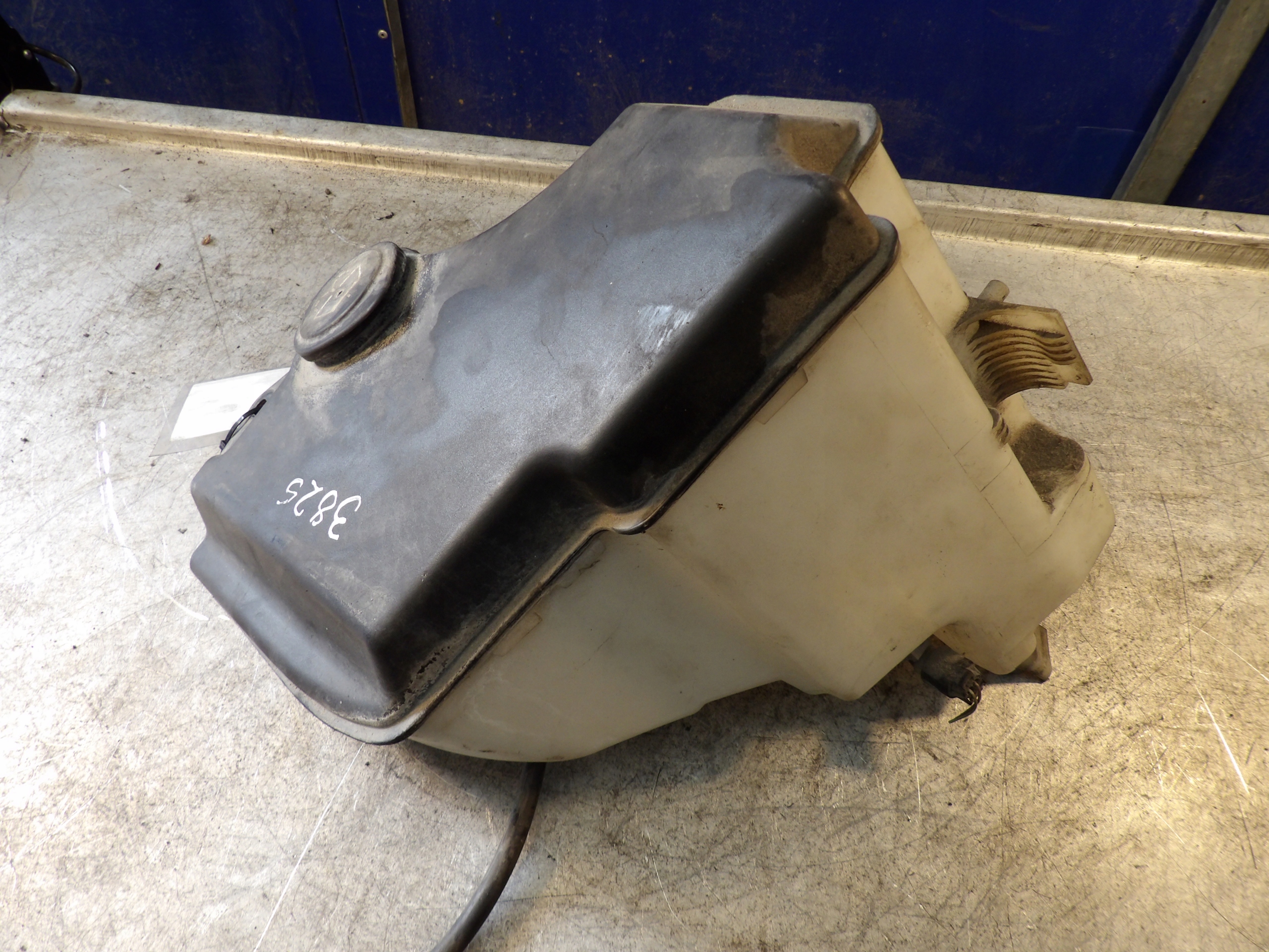 BMW E46 Behälter Spritzdüse 61.66-7007970