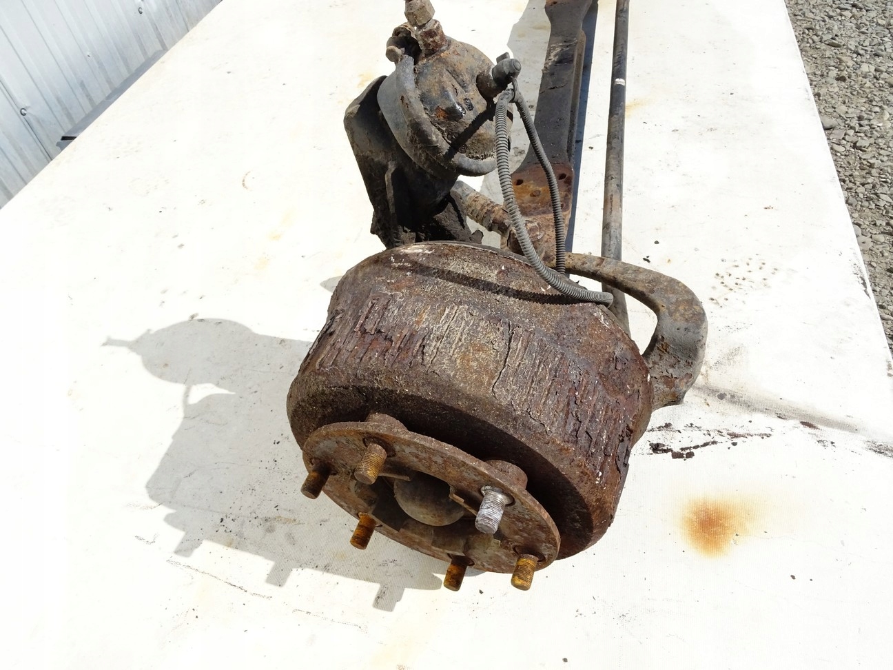 OŚ PRZÓD ISUZU N Van (minibus) KM ZAWIESZENIE PRZEDNIA Wersja Europejska