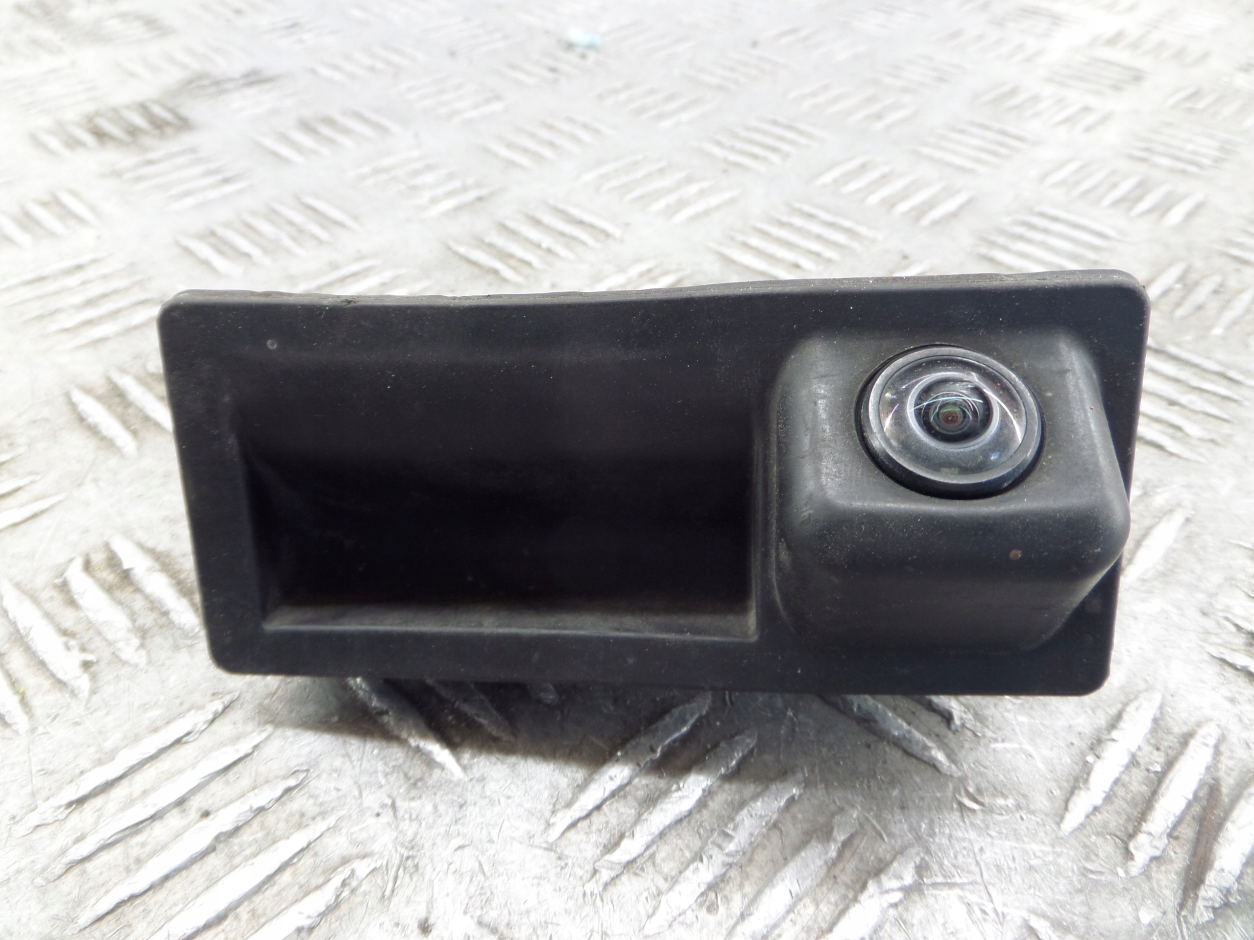 AUDI A7 4G KAMERA handle rear part 7P6827566F boot