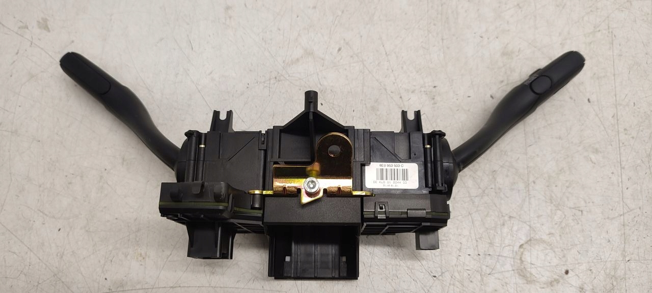 Kombischalter Audi A4 B6 2,4 V6