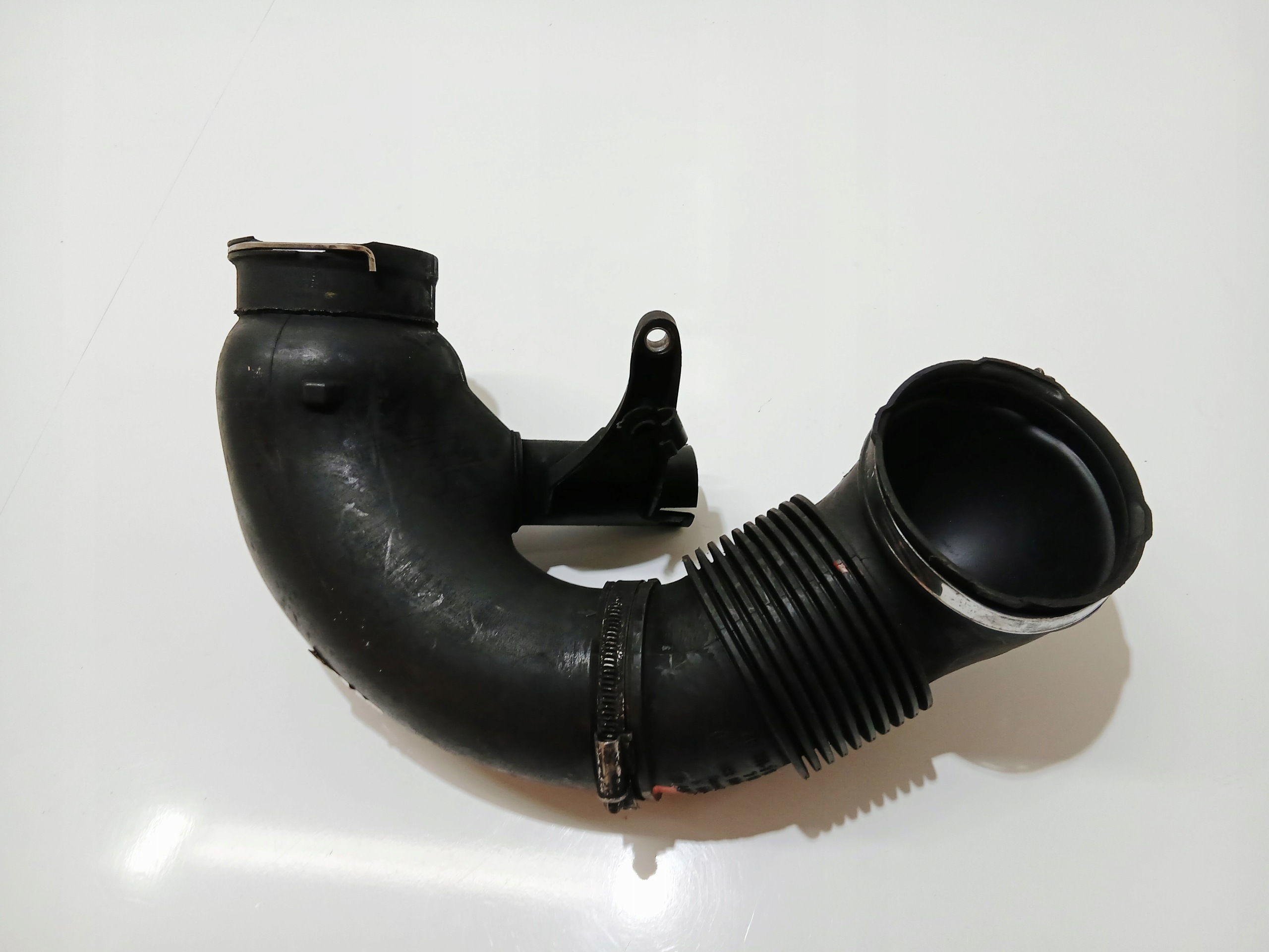 schlauch rohr luft BMW E60 LCI 2.0D 7803843