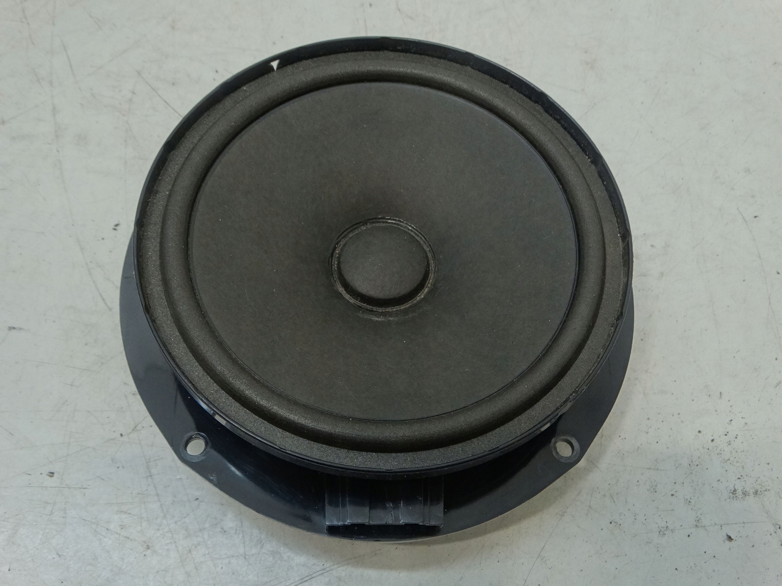 speaker door right rear part VOLKSWAGEN GOLF VI plus 1K0035454M