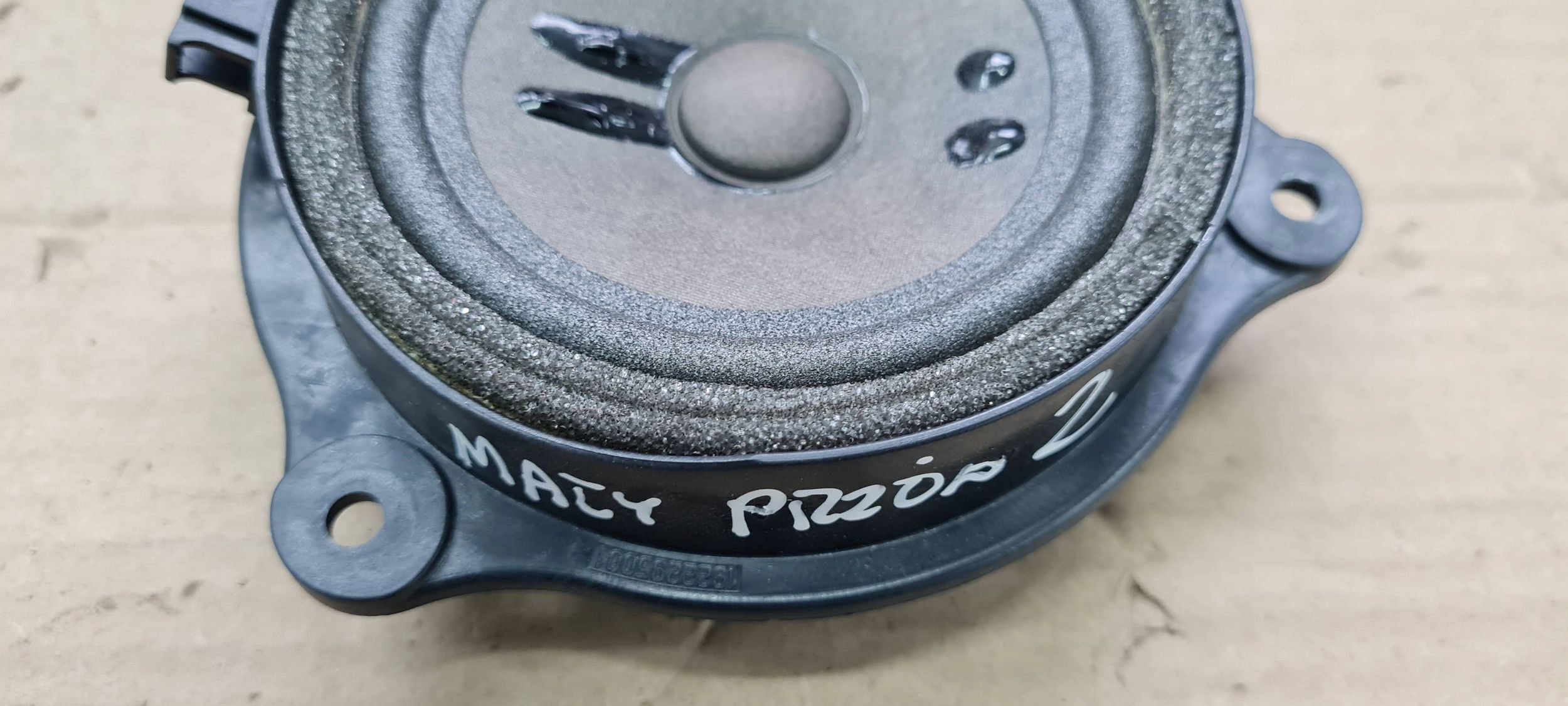 A6 C6 LIFT speaker door SREDNIOTONOWY left right front 4F0035411
